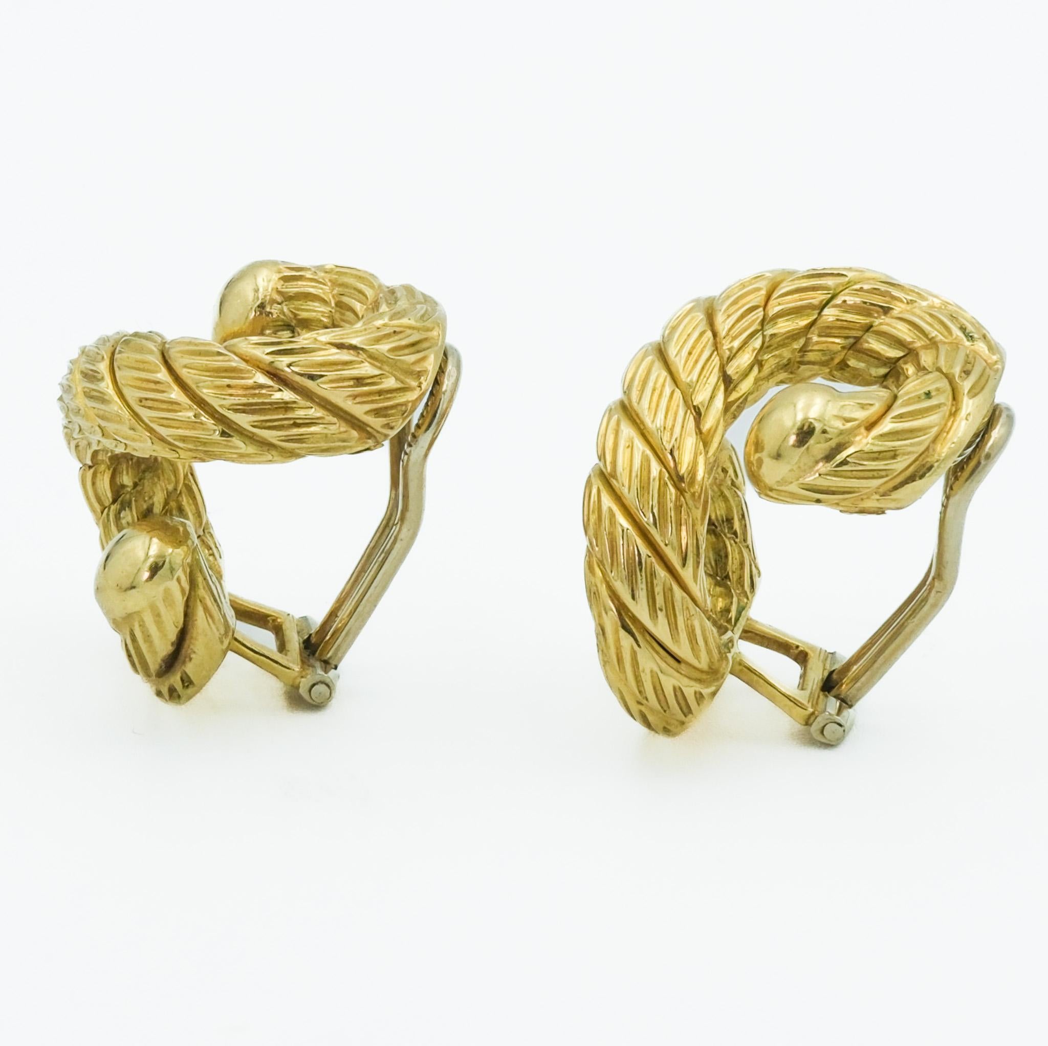 Modernist Carlo Weingrill 18 Karat Yellow Gold Clip-On Huggie Earrings