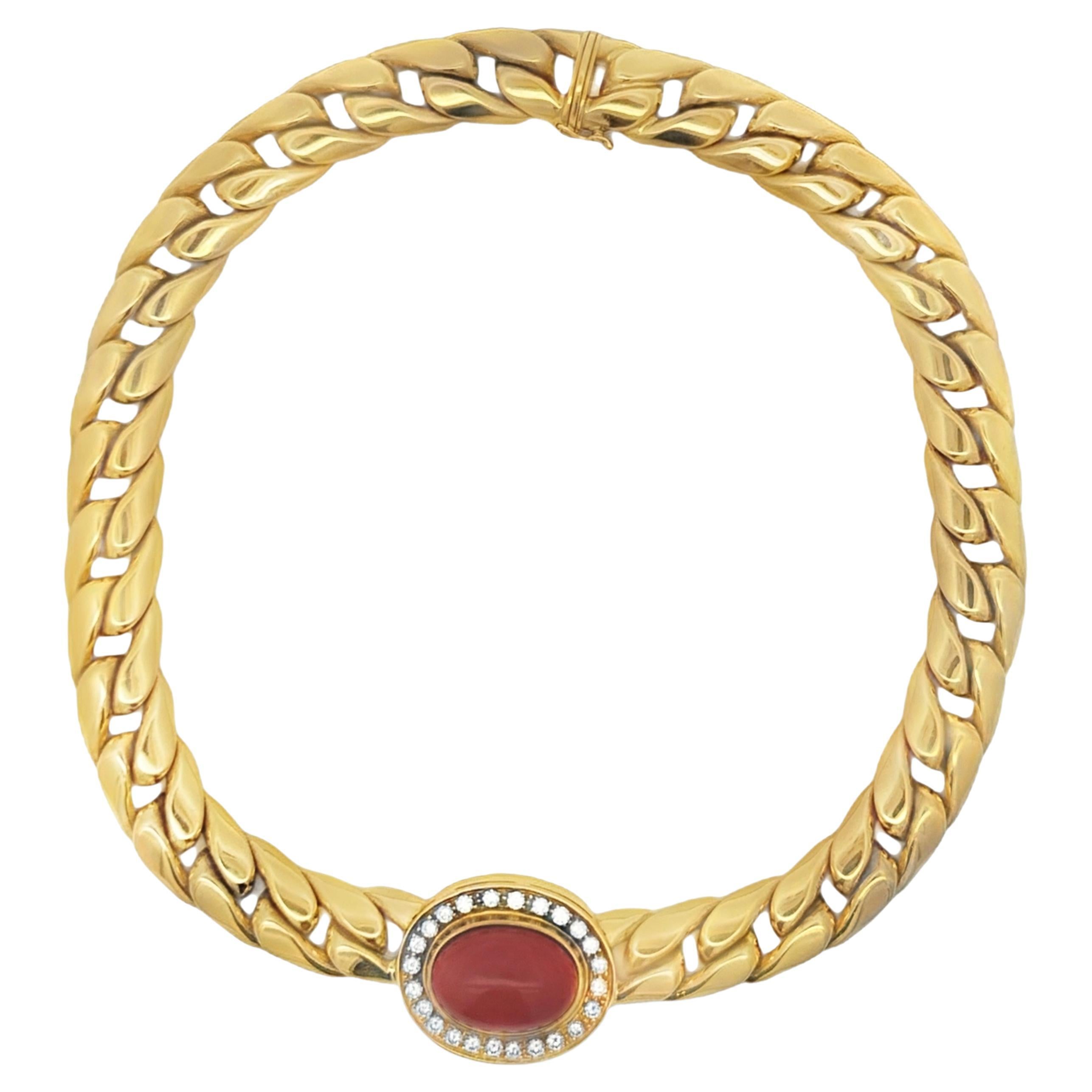 Collier A Link en or 18 carats avec corail et diamant 2,4 carats en vente