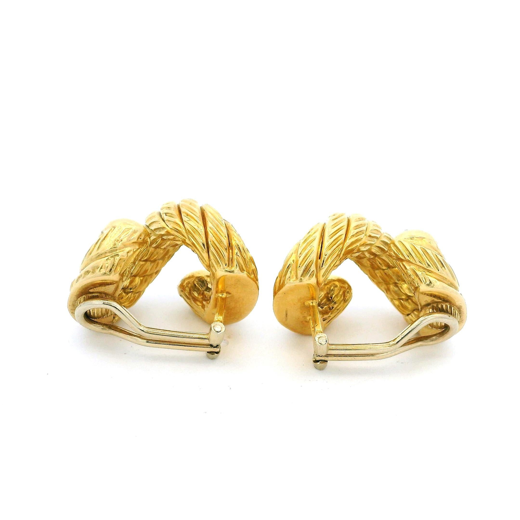 Carlo Weingrill Pendientes de aro abrazador con cable retorcido de oro amarillo de 18 quilates, 18,35 Gr en venta 6
