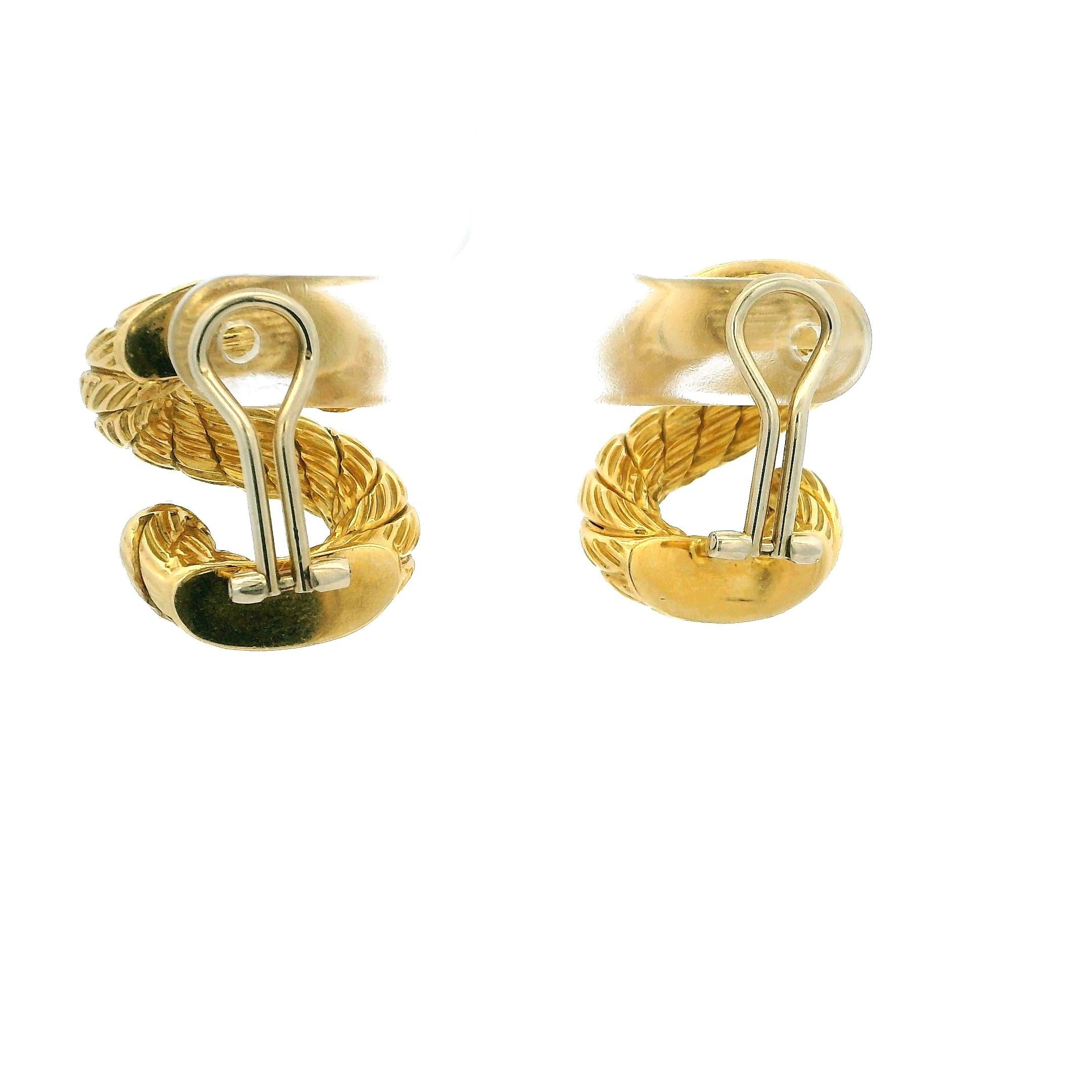 Carlo Weingrill Pendientes de aro abrazador con cable retorcido de oro amarillo de 18 quilates, 18,35 Gr en venta 1