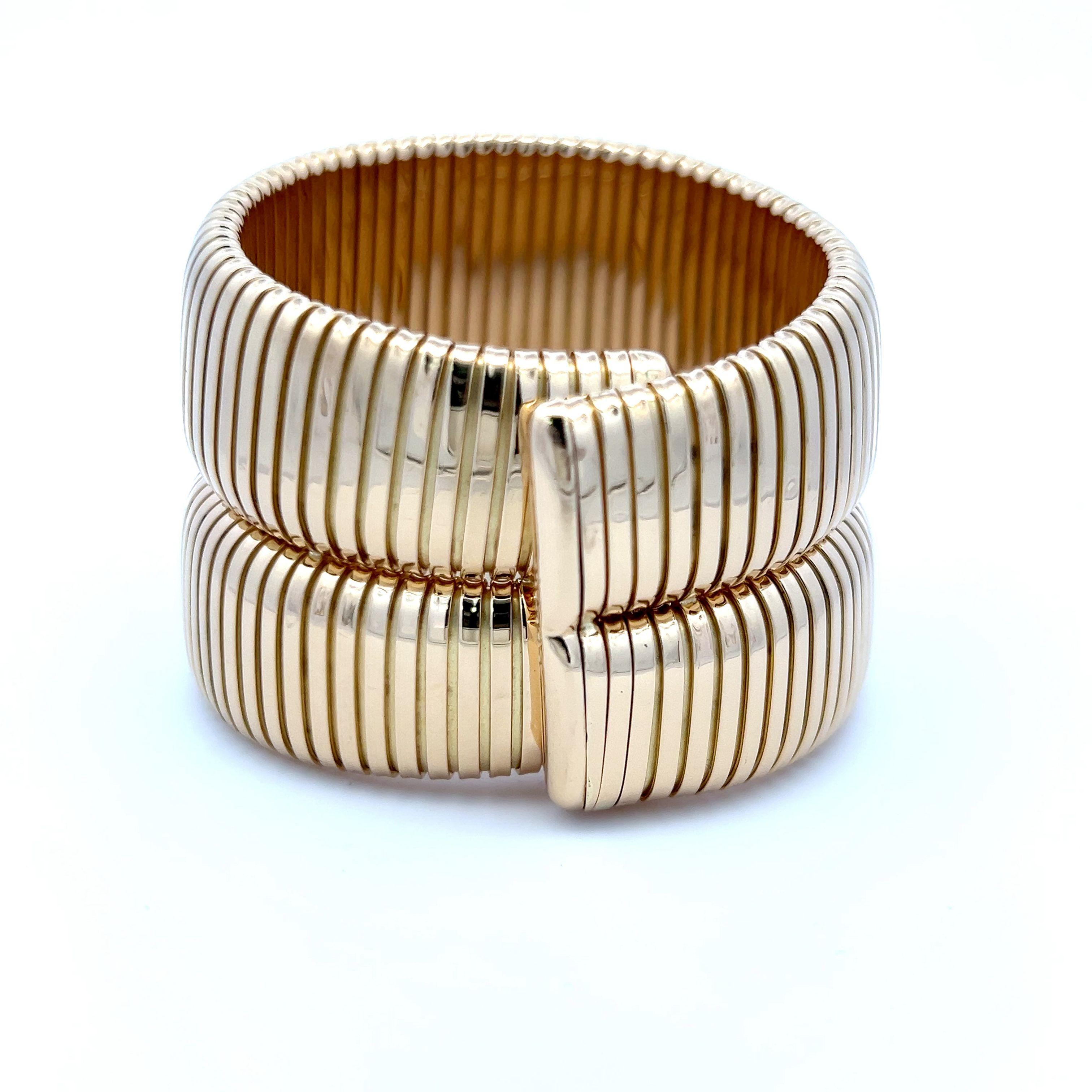 Carlo Weingrill Vintage 127.90 Grams 18 Karat Yellow Gold Tubogas Bracelet 6