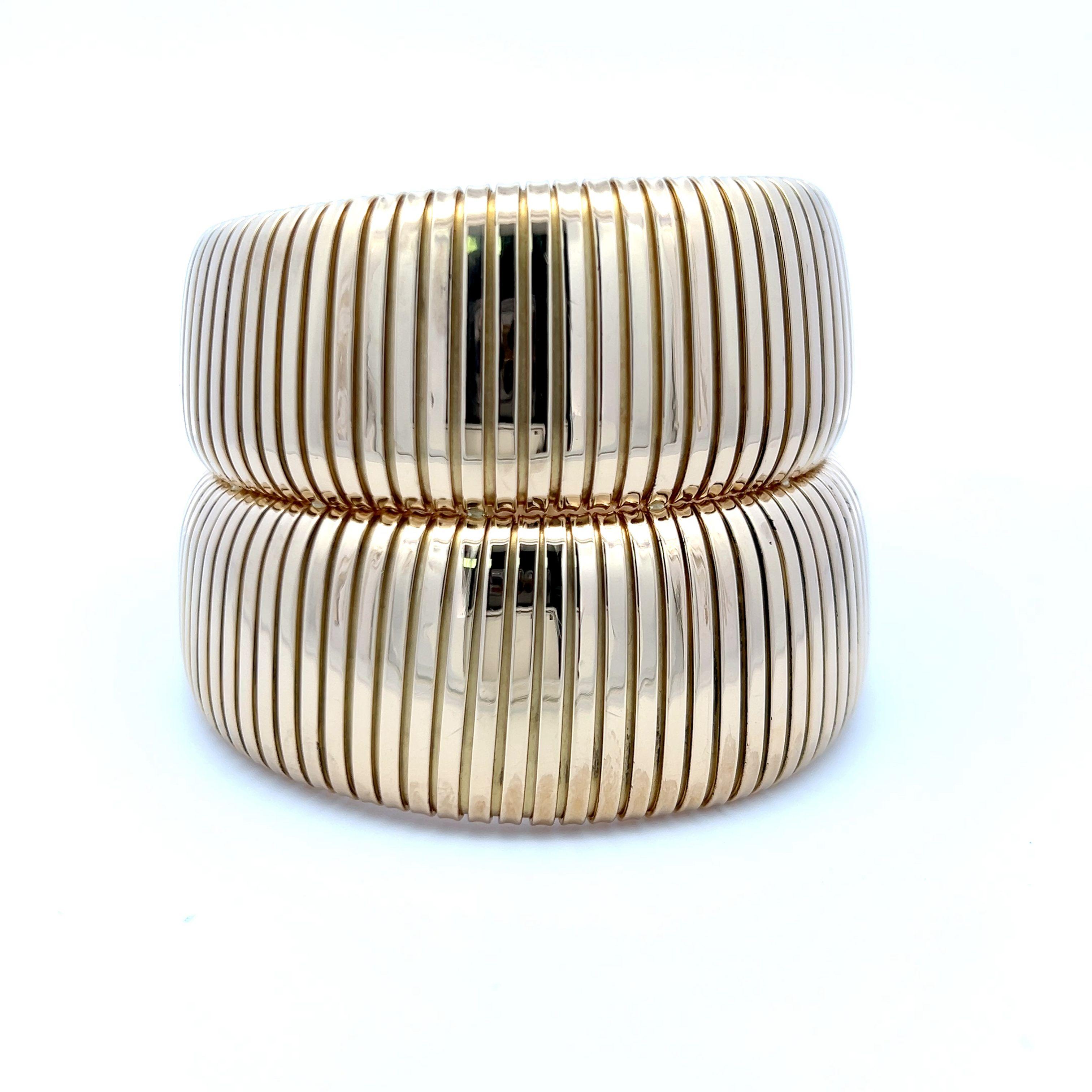 Carlo Weingrill Vintage 127.90 Grams 18 Karat Yellow Gold Tubogas Bracelet 4