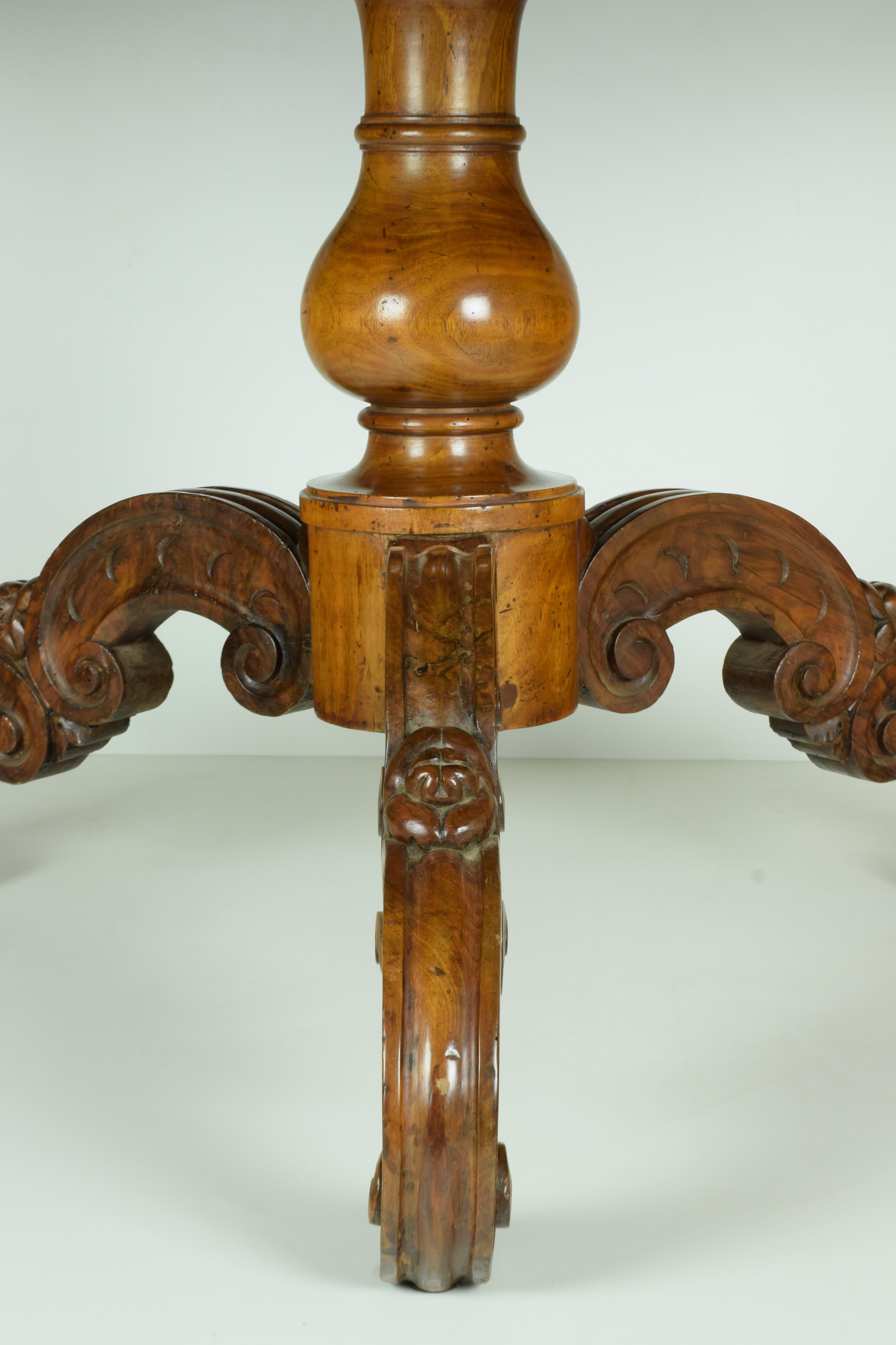 Hand-Carved Carlo X Walnut Round Table, Italy, Toscana, Mid-19th Century For Sale