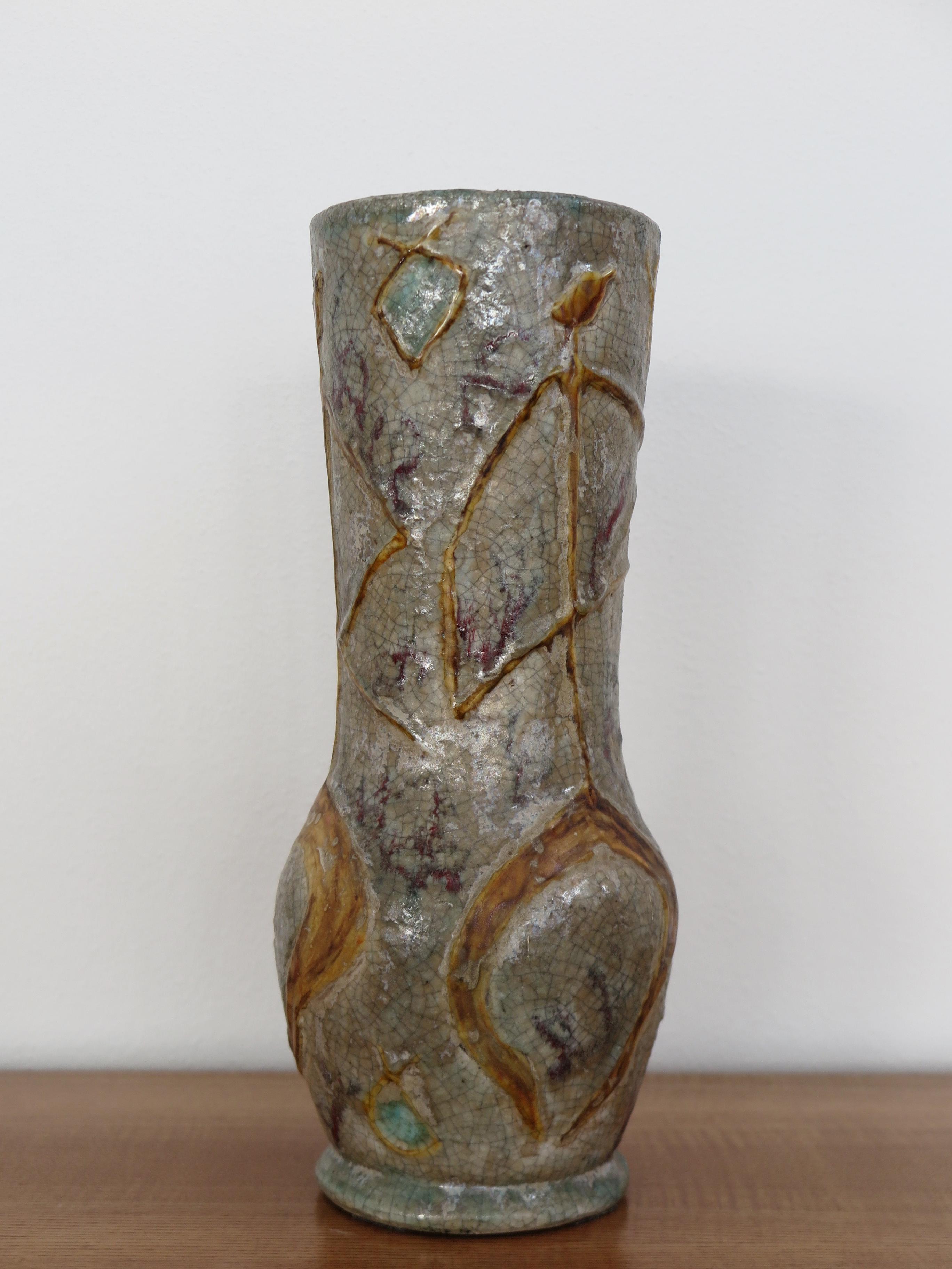 Paar italienische Keramikvasen, entworfen und hergestellt von dem Künstler Carlo Zauli, signiert Zauli Faenza unter dem Sockel, Italien 1950er Jahre.

Maßnahmen:
höhe 37 cm - Durchmesser 17 cm
höhe 31 cm - Durchmesser 16 cm