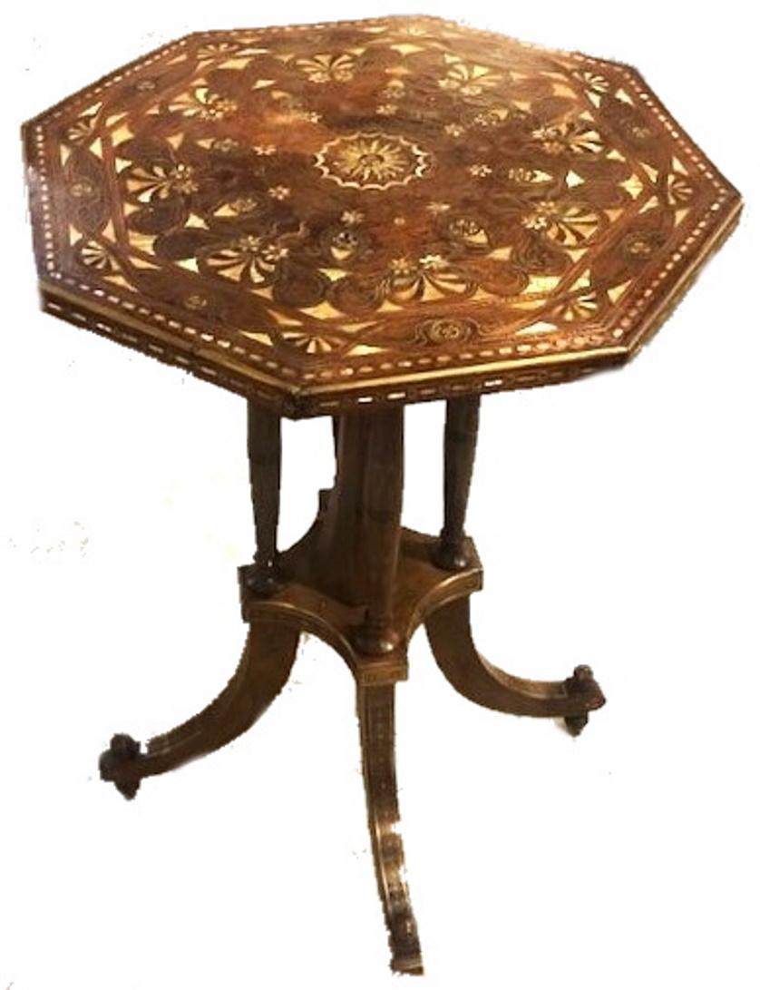 Carlo Zen, Mother-of-Pearl & Brass Thread Inlaid Side Table, Italy, circa 1900 For Sale 3