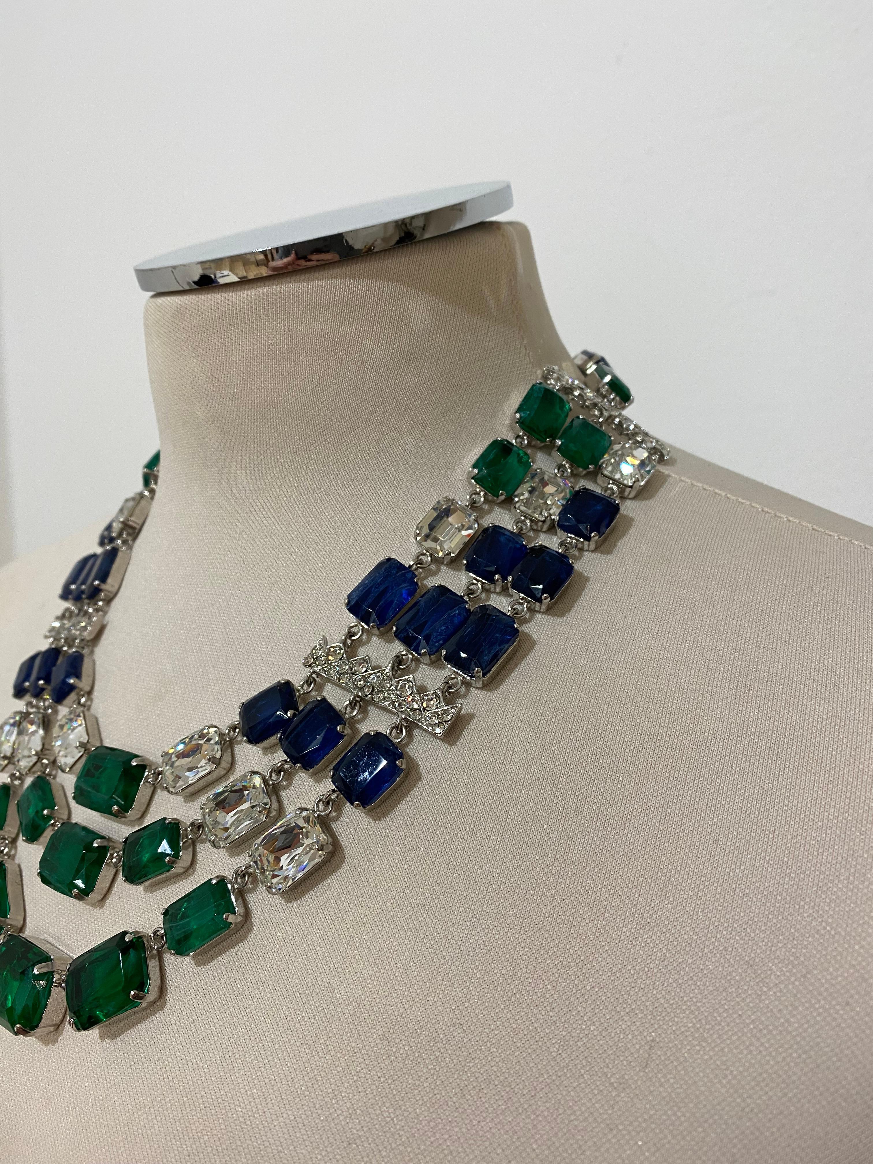 emerald collier