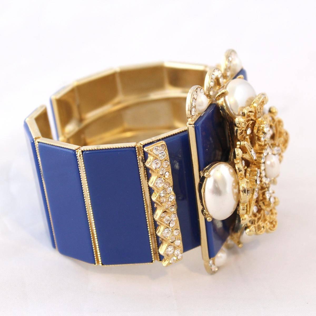 Stunning piece by Carlo Zini Milano
One of the greatest world fashion jewelry designers
Brass and tin combination
Non allergenic 
18 KT gold dipped (3 micron)
Amazing hand creation of swarovski crystals and beads
Total width cm 7 (2.75 inches)
Wrist