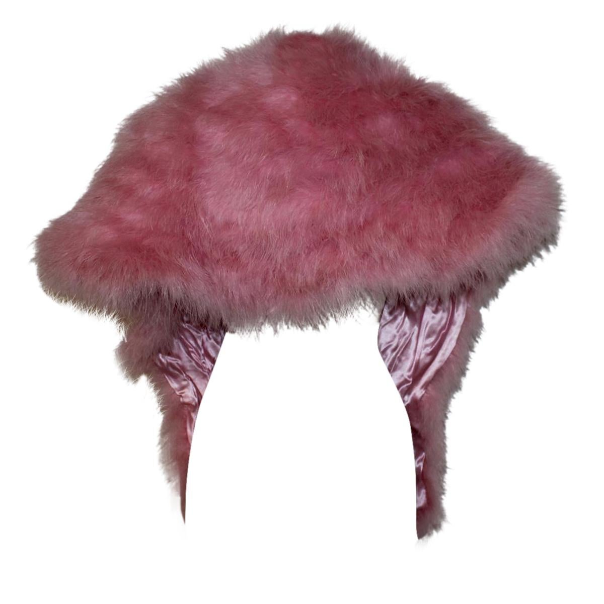 Beautiful and chic Carlo Zini stole
Swan feathers
Pink color
Total length about cm 170 (66.92 inches)
Maximum height cm 38 (14.96 inches)
Worldwide express shipping included in the price !