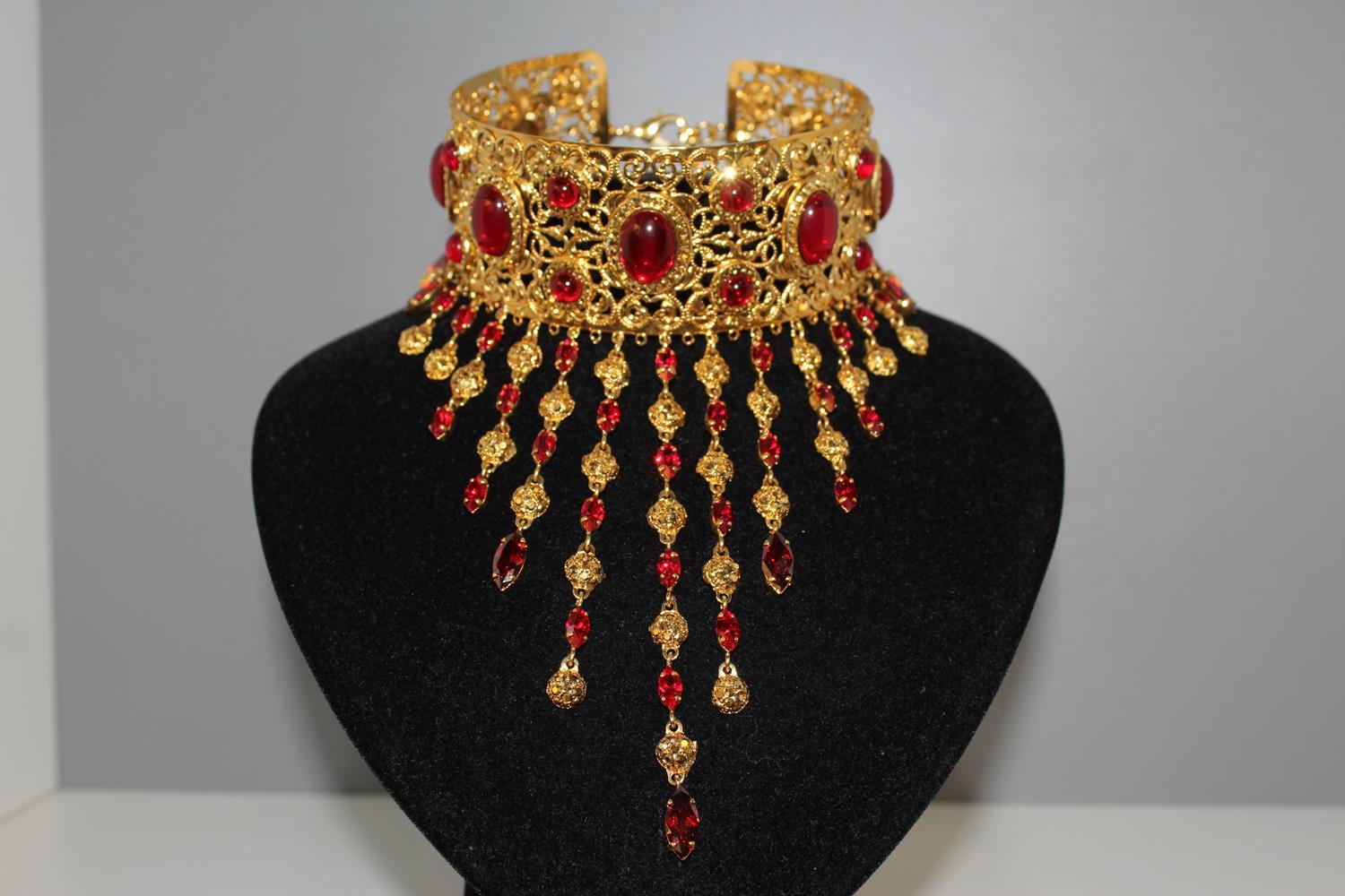 Fantastic masterpiece by Carlo Zini
One of the world greatest bijoux designers
Non allergenic brass
18 KT Gold dipped 3 micron
Amazing hand creation of Ruby like drops and Swarovski crystals 
100% Artisanal work
Made in Milano
Worldwide express