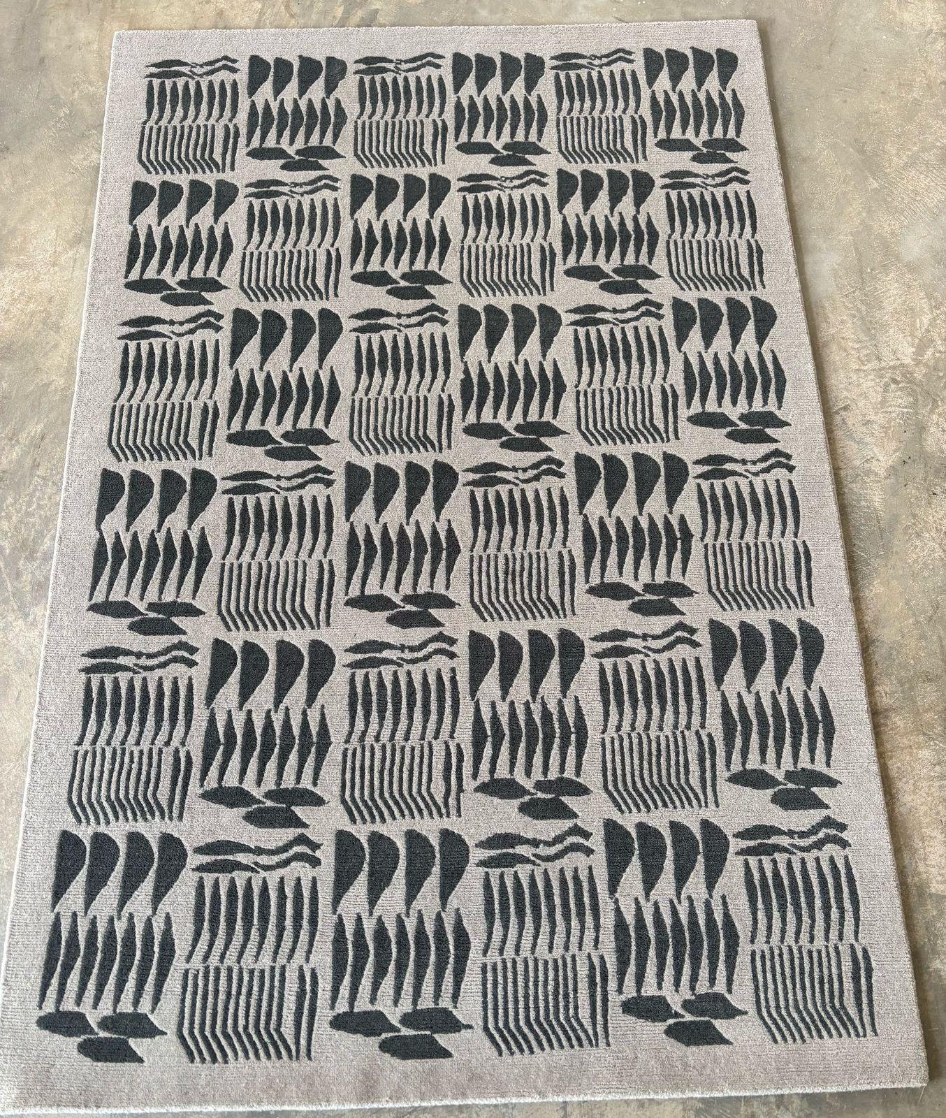 Carlos Amorales & Studio RODA Nepal Wool/Silk Ltd Ed Hand-Knotted Rug Size 6×4 en vente 6