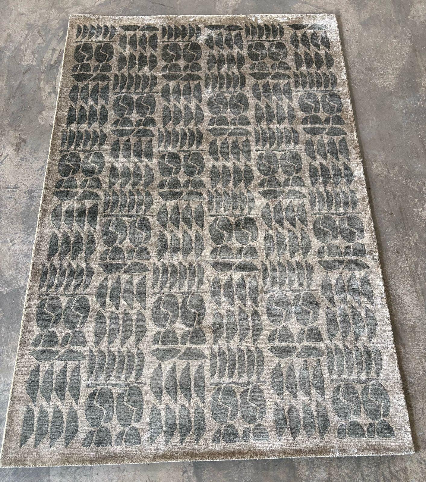 Carlos Amorales & Studio RODA Nepal Wolle/Seide Ltd Ed Handgeknüpfter Teppich Größe 6×4 (Moderne) im Angebot