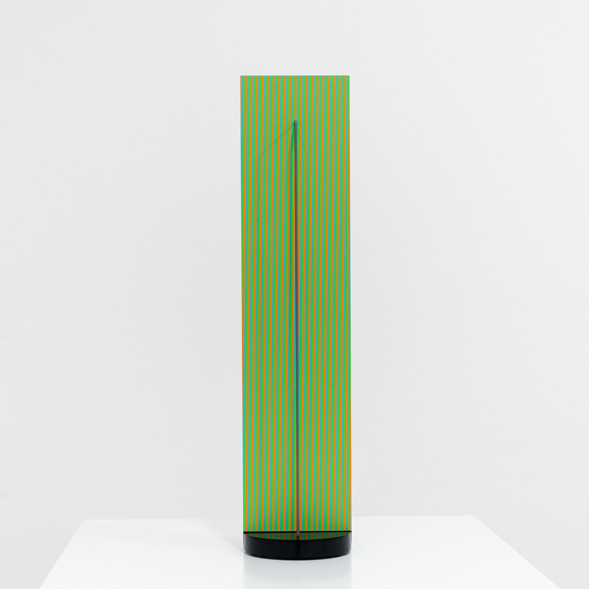 CARLOS CRUZ-DÍEZ - COULEUR À L'ESPACE ARIEL. Op Art. Sculpture en édition limitée - Beige Abstract Sculpture par Carlos Cruz-Diez