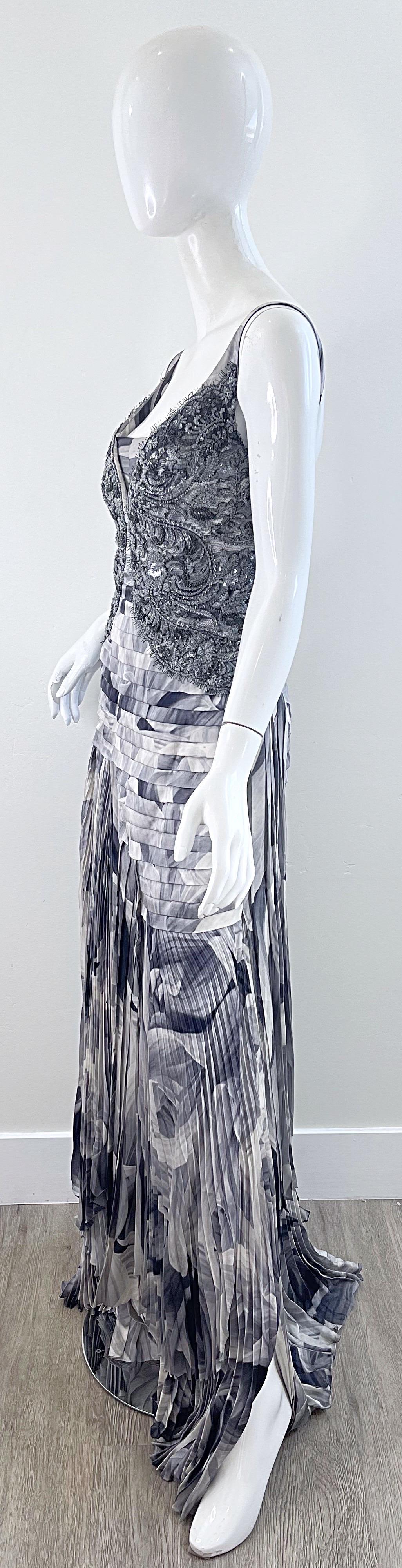 Carlos Miele Spring 2009 Size 42 / 8 Silk Lace Beaded Abstract Flower Print Gown For Sale 6