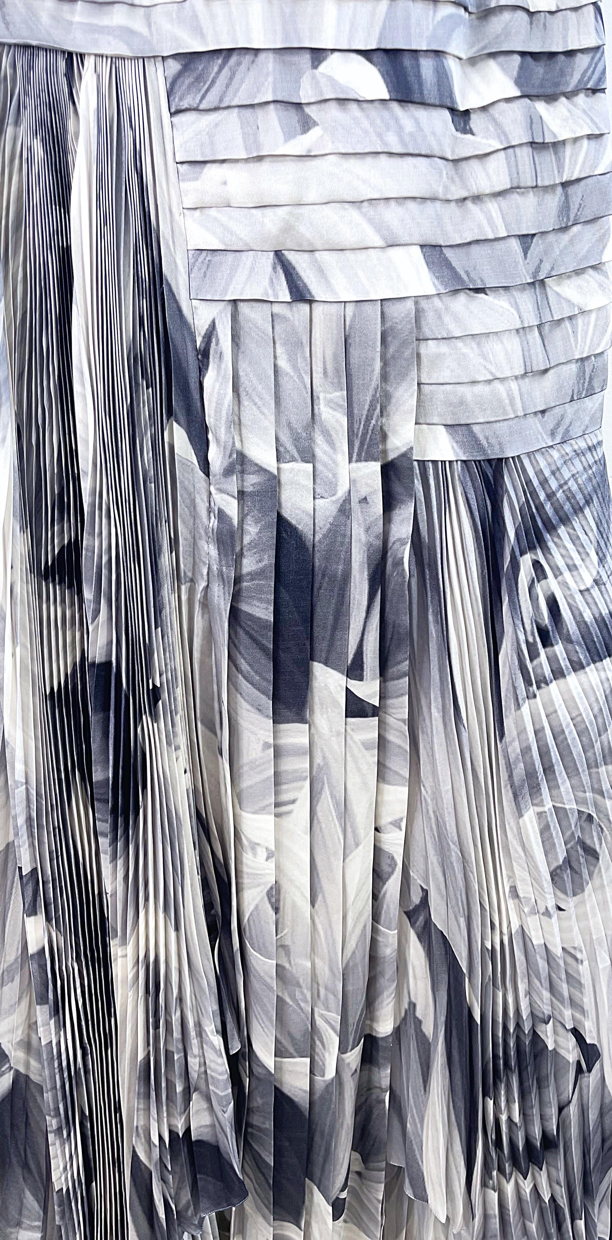 Carlos Miele - Robe imprimée de fleurs abstraites en dentelle de soie perlée, taille 42/8, printemps 2009 en vente 9