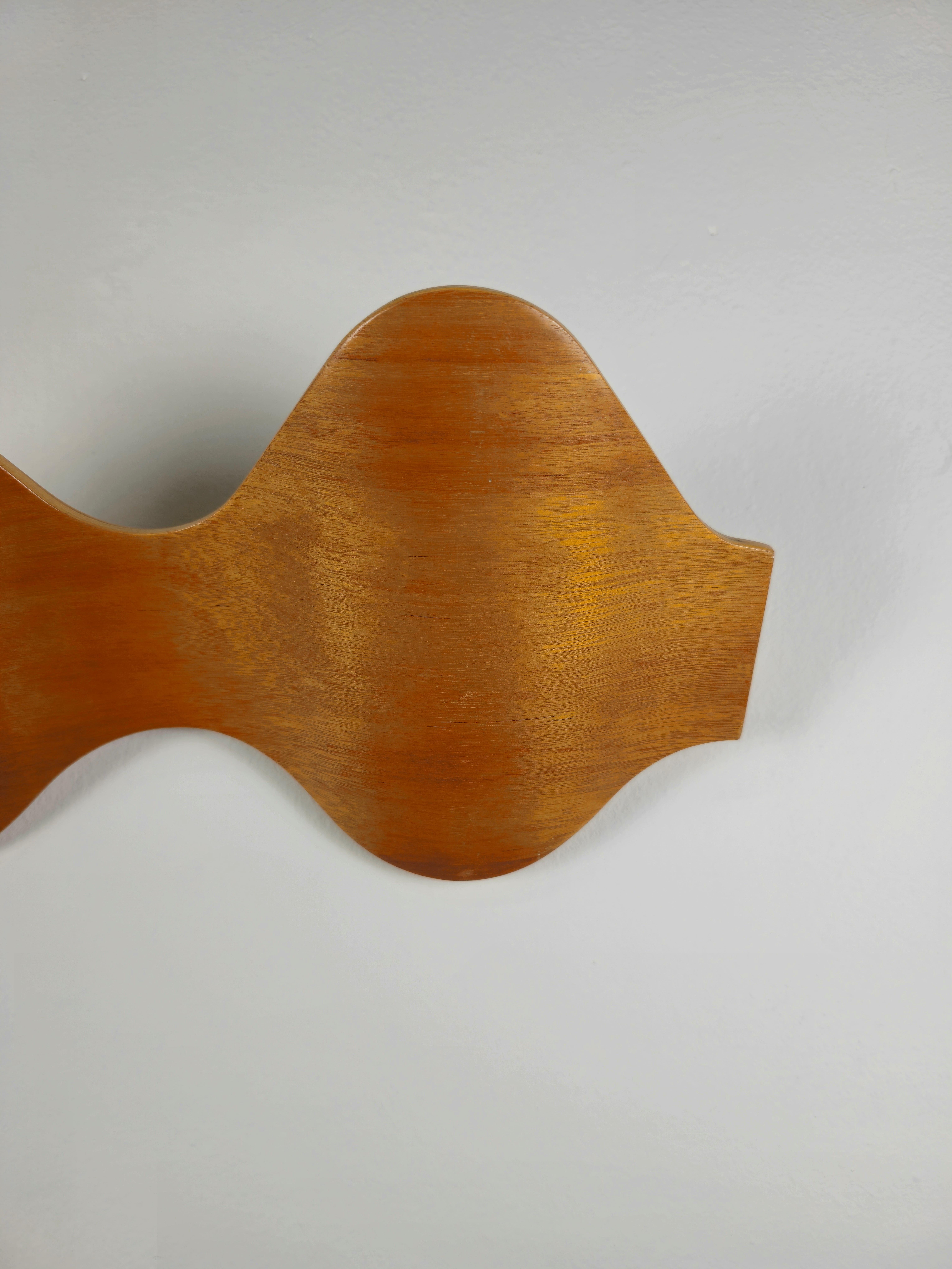 Carlos Riart Spain 1990s Mid-Century Modern Wooden Wall Coat Rack Ona In Excellent Condition For Sale In Palermo, IT