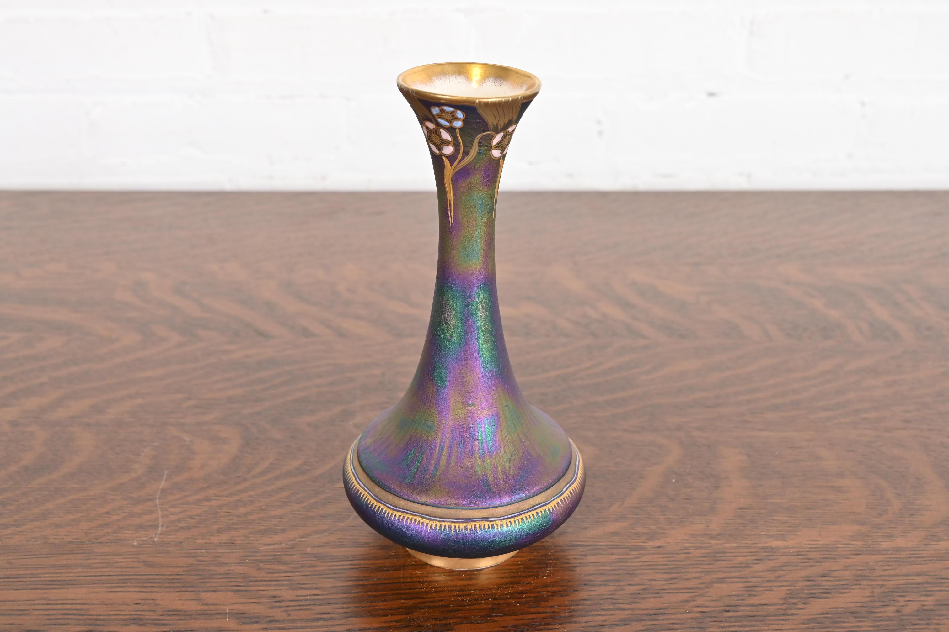 Carlsbad Austrian Art Nouveau Porcelain Iridesecent Vase, Late 19th Century In Good Condition For Sale In South Bend, IN
