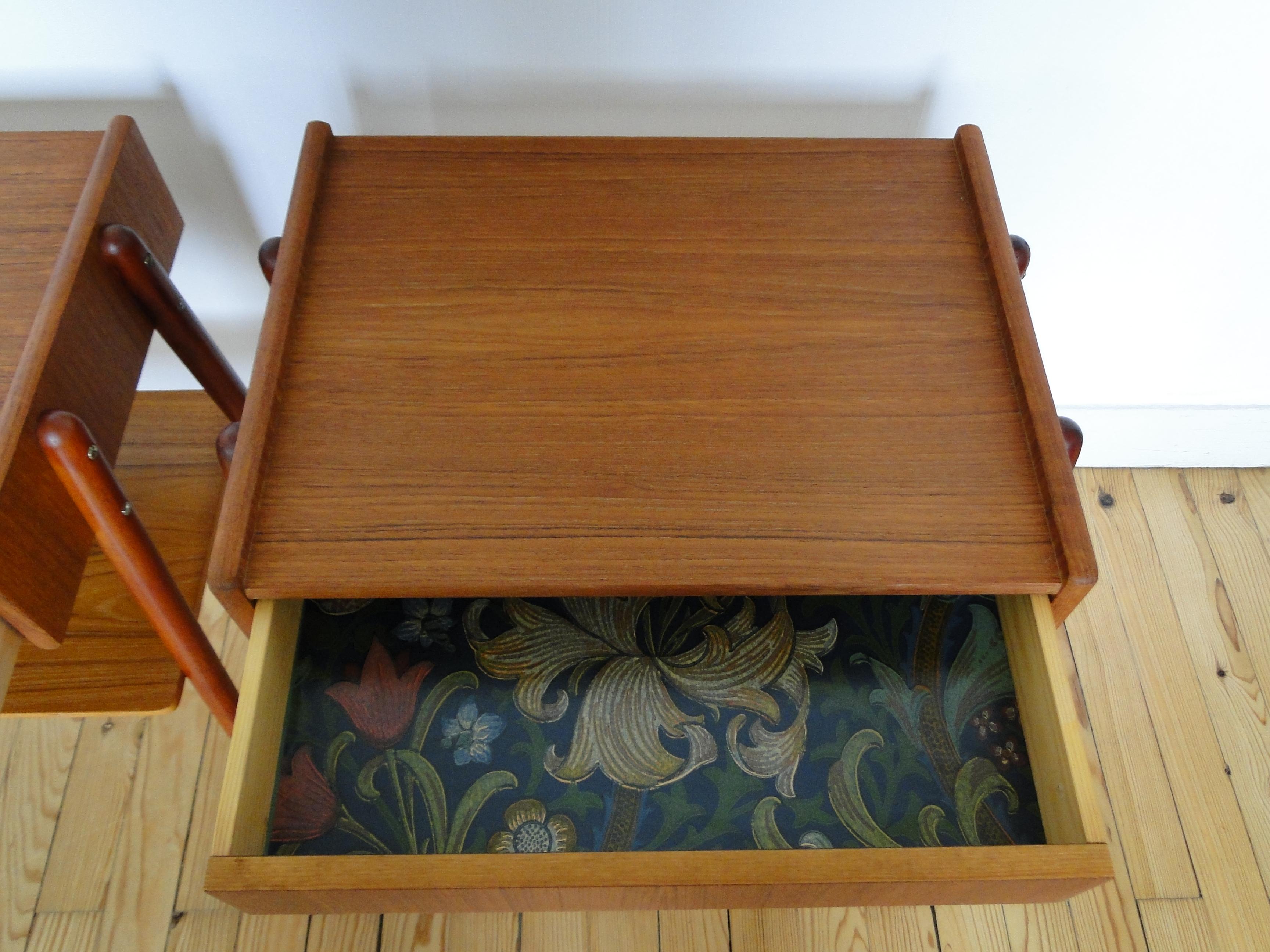 Carlström & Co Mobelfabrik Pair Teak Nightstands Bedside Tables In Good Condition For Sale In Lège Cap Ferret, FR
