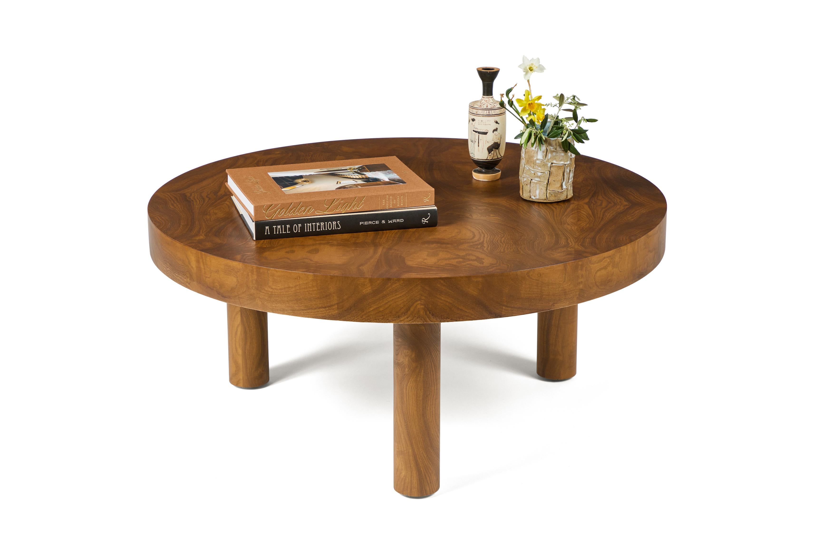 Figural woods and casual, clean lines combine in our Carlton Table, shown here in our Vintage Burl Wood finish. 

Dimensions: 16