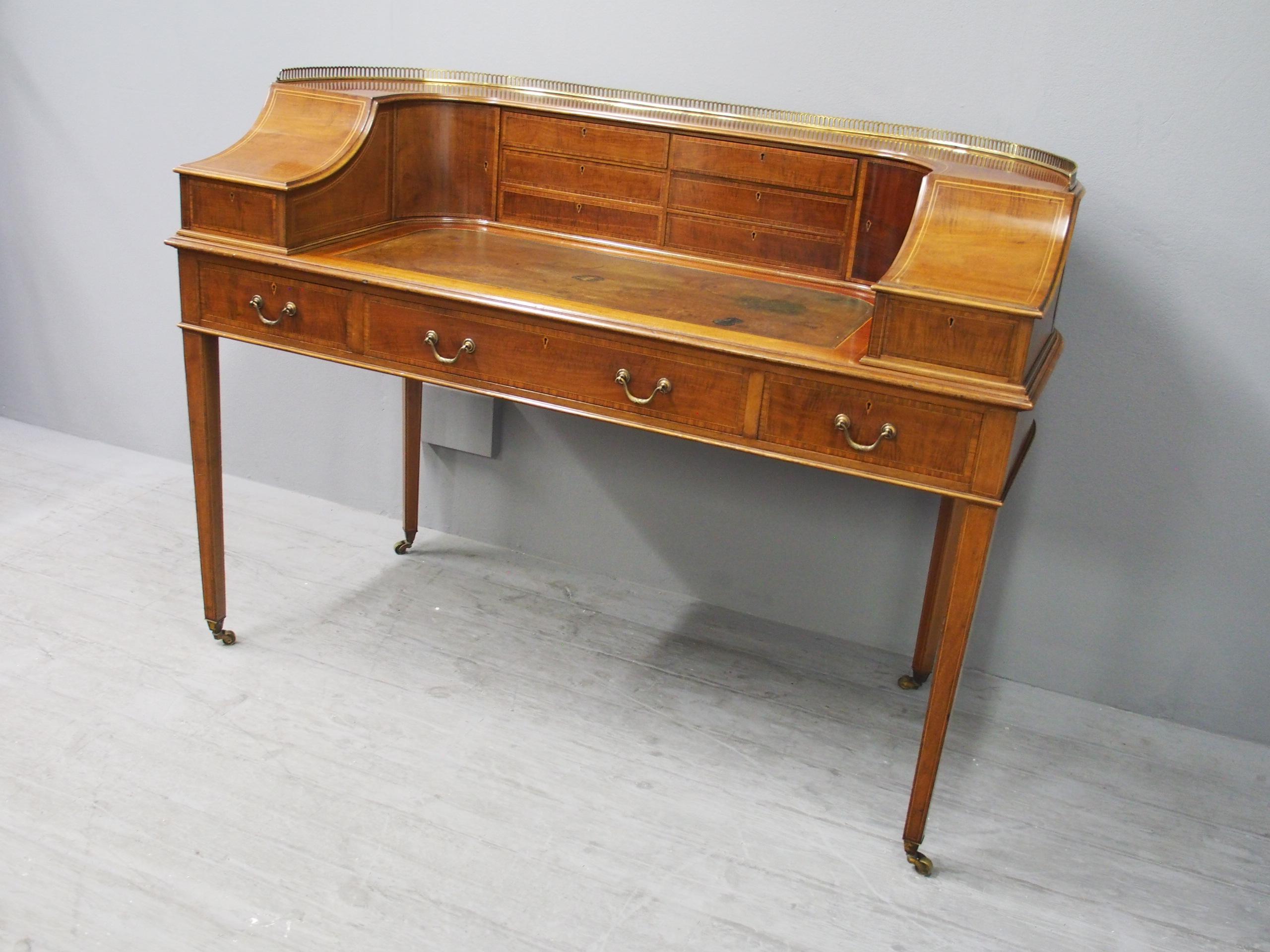 19th Century Carlton House Desk by Gillows of Lancaster For Sale