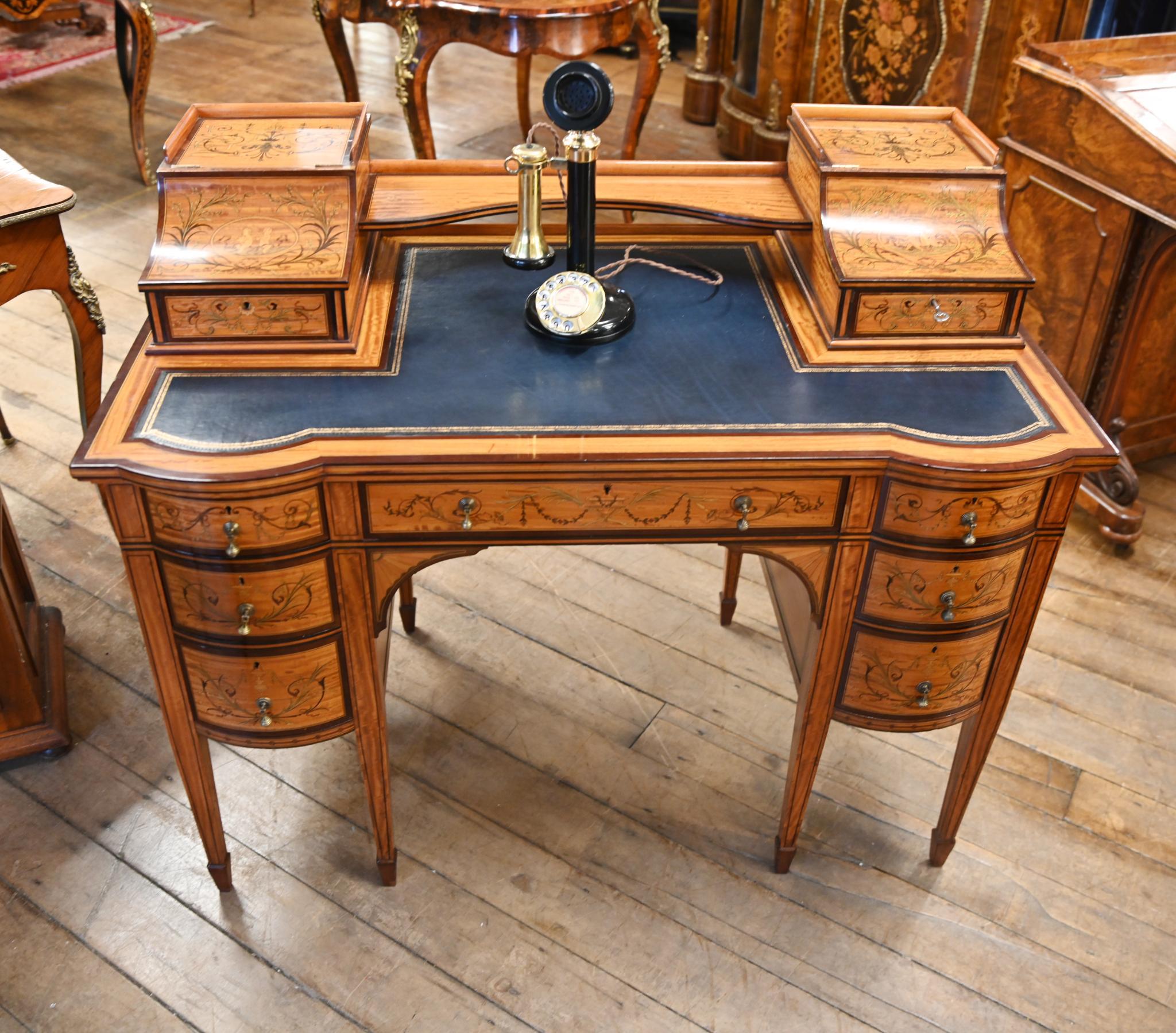 Scrivania Carlton House in legno satinato dipinto Regency 1890 in vendita 4
