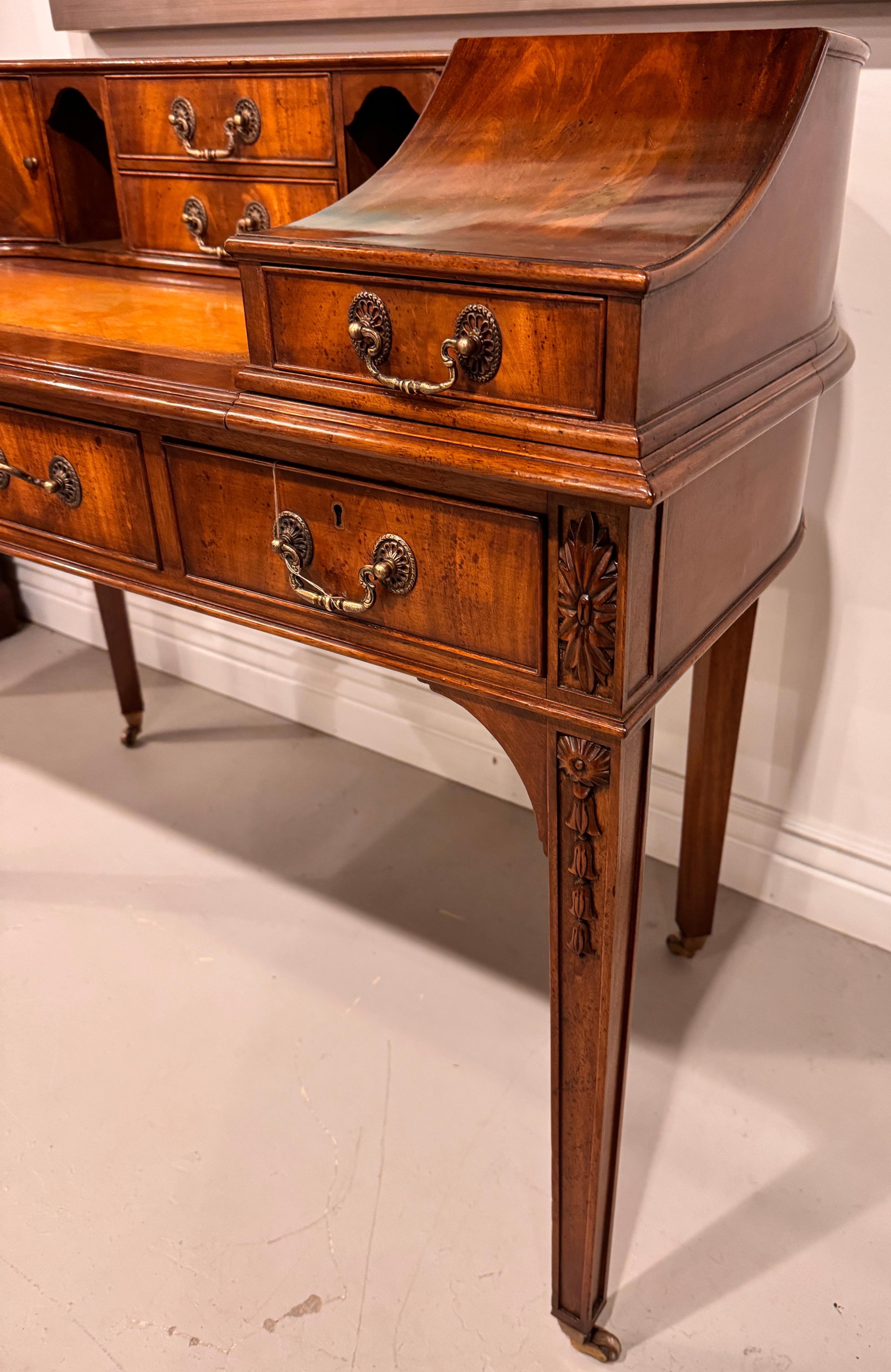 Carlton House Desk Vintage English Styling with Leather Writing Surface For Sale 5