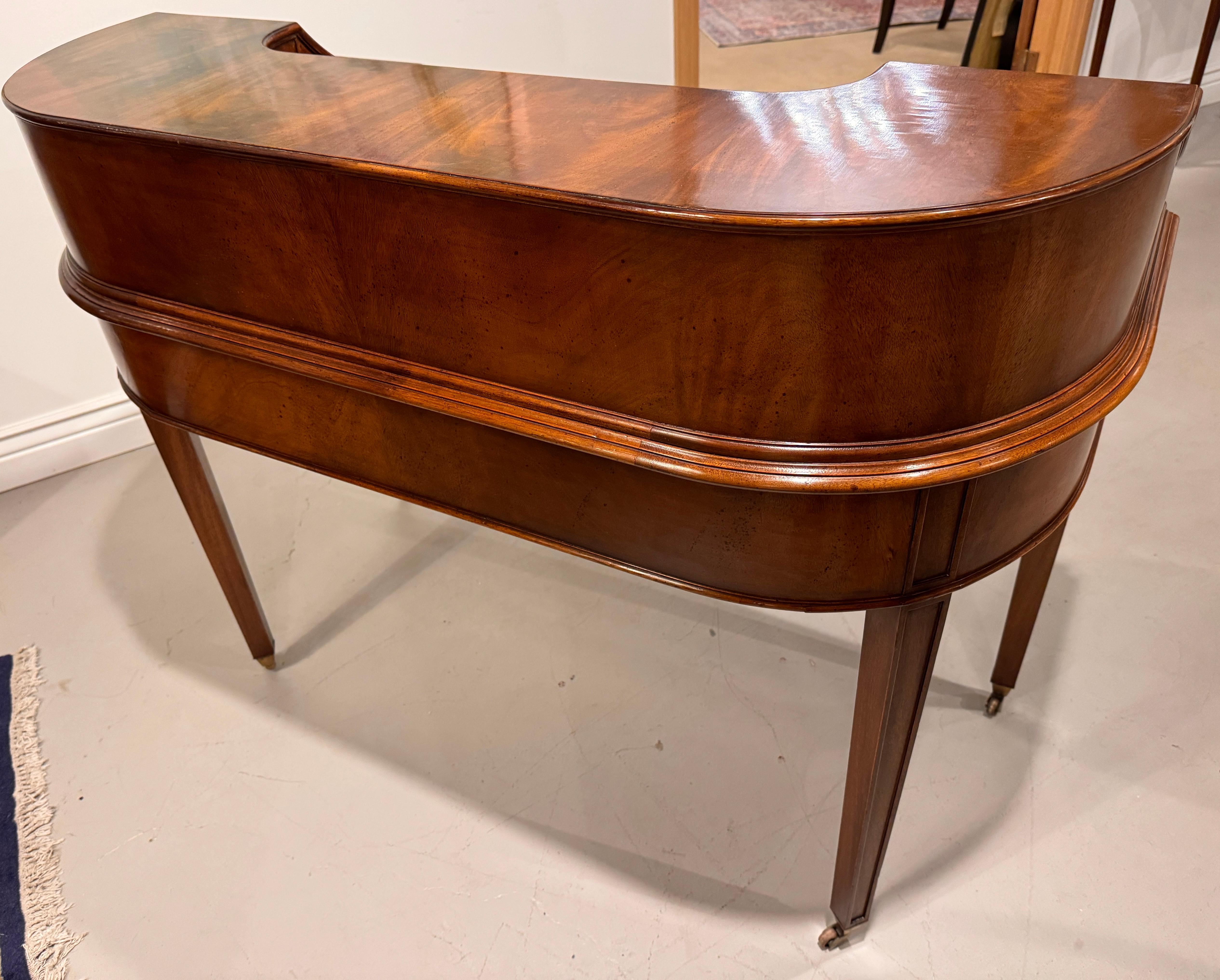 Carlton House Desk Vintage English Styling with Leather Writing Surface For Sale 10