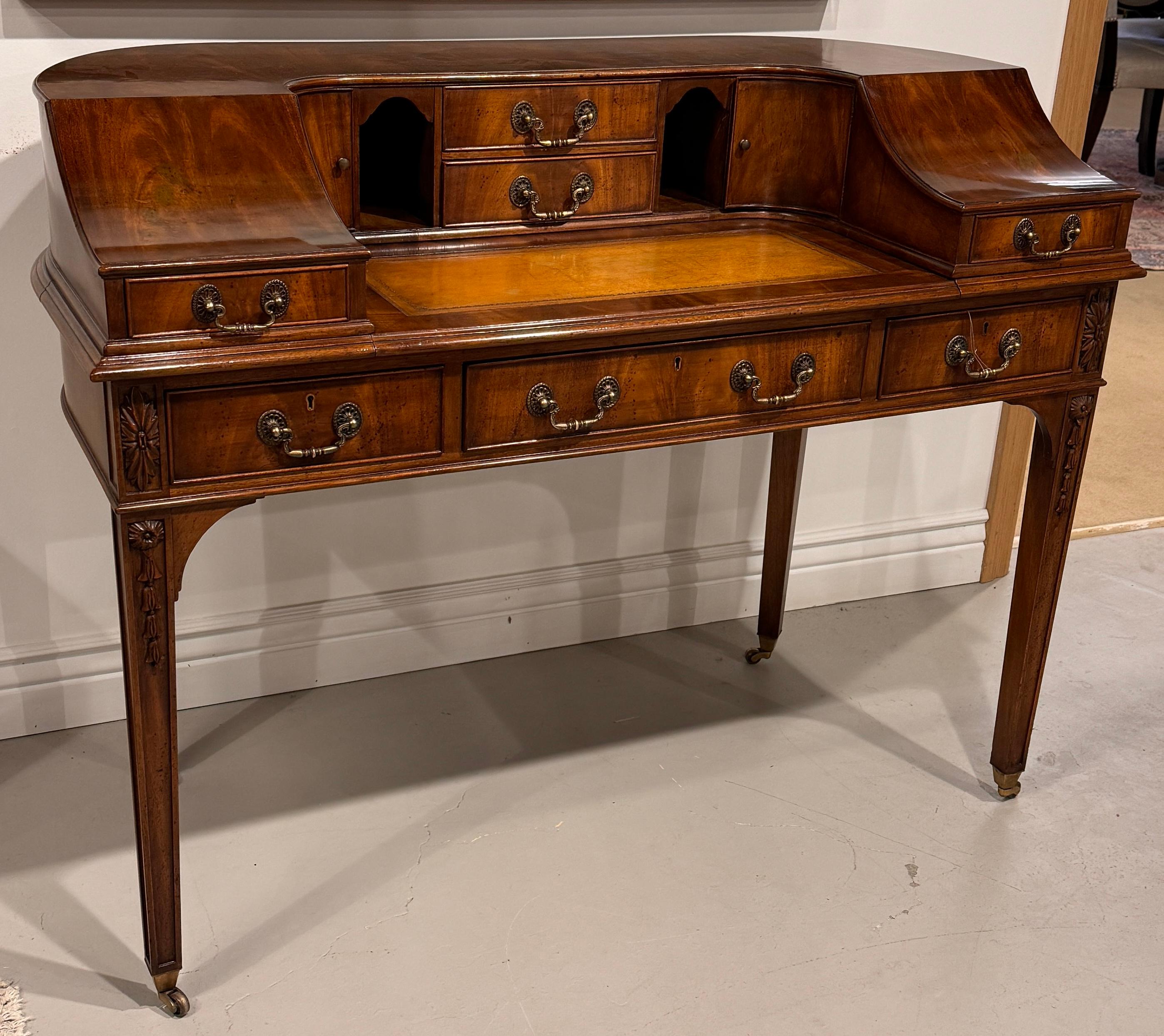 Hepplewhite Carlton House Desk Vintage English Styling with Leather Writing Surface For Sale
