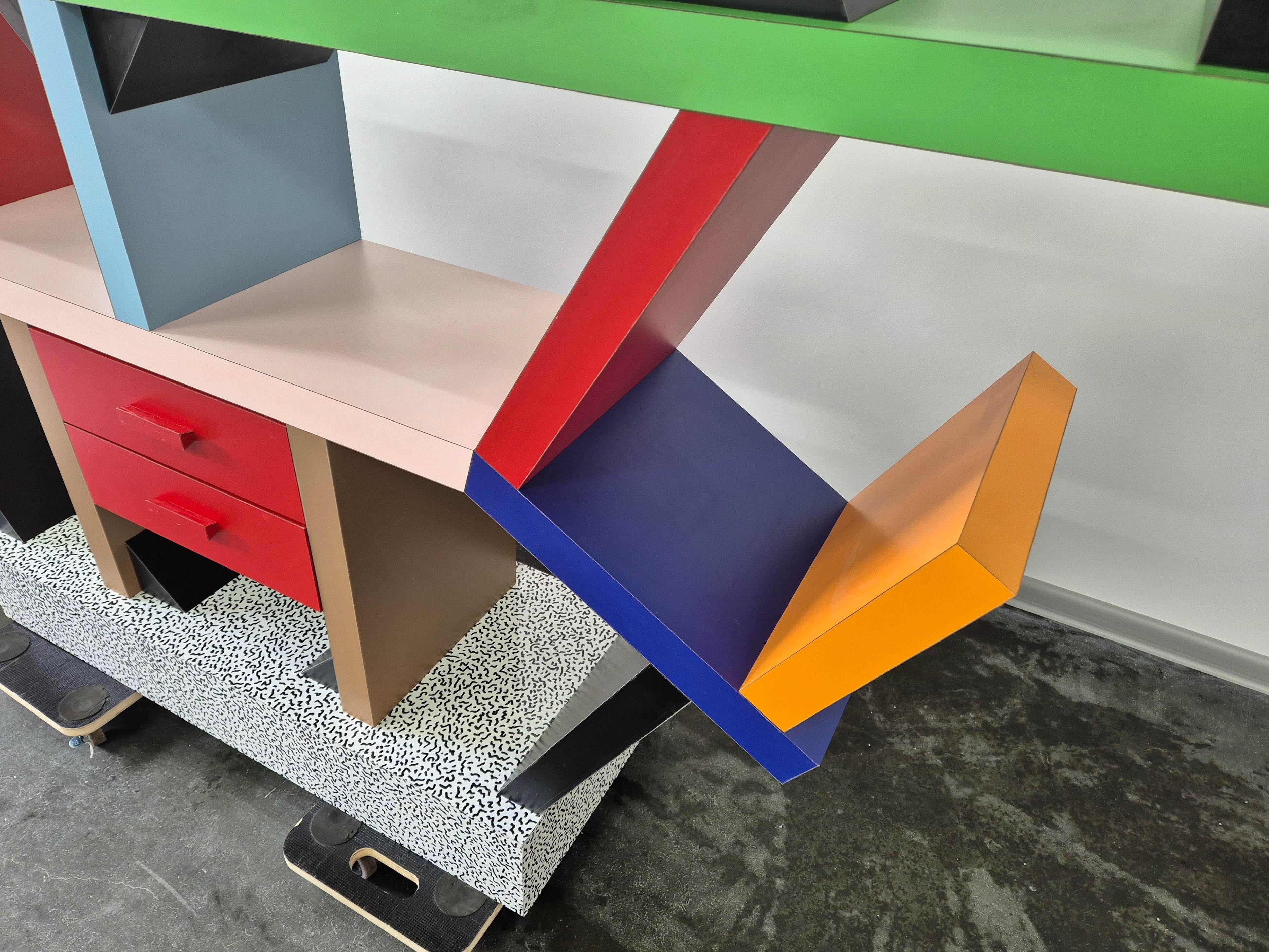 Libreria Carlton di Ettore Sottsass - Memphis Milano in vendita 4