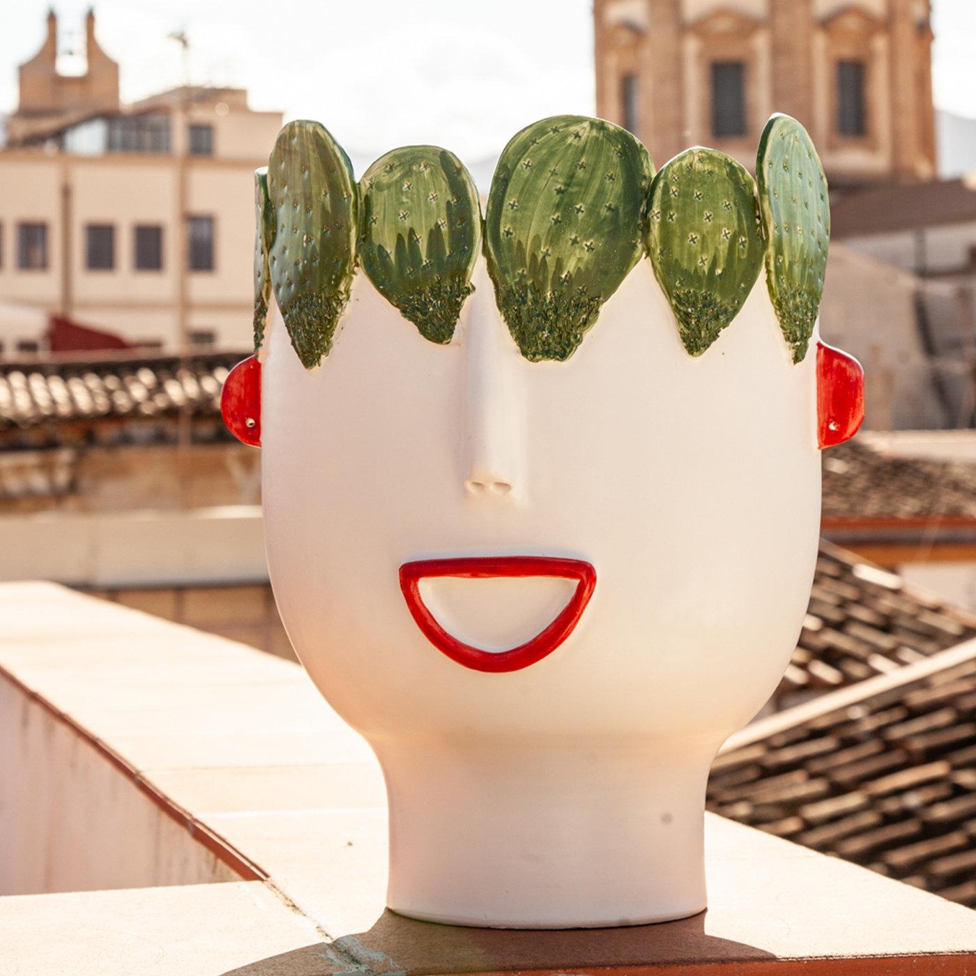 Carmelina Street Vendor of Prickly Pears Head Vase In New Condition For Sale In Milan, IT
