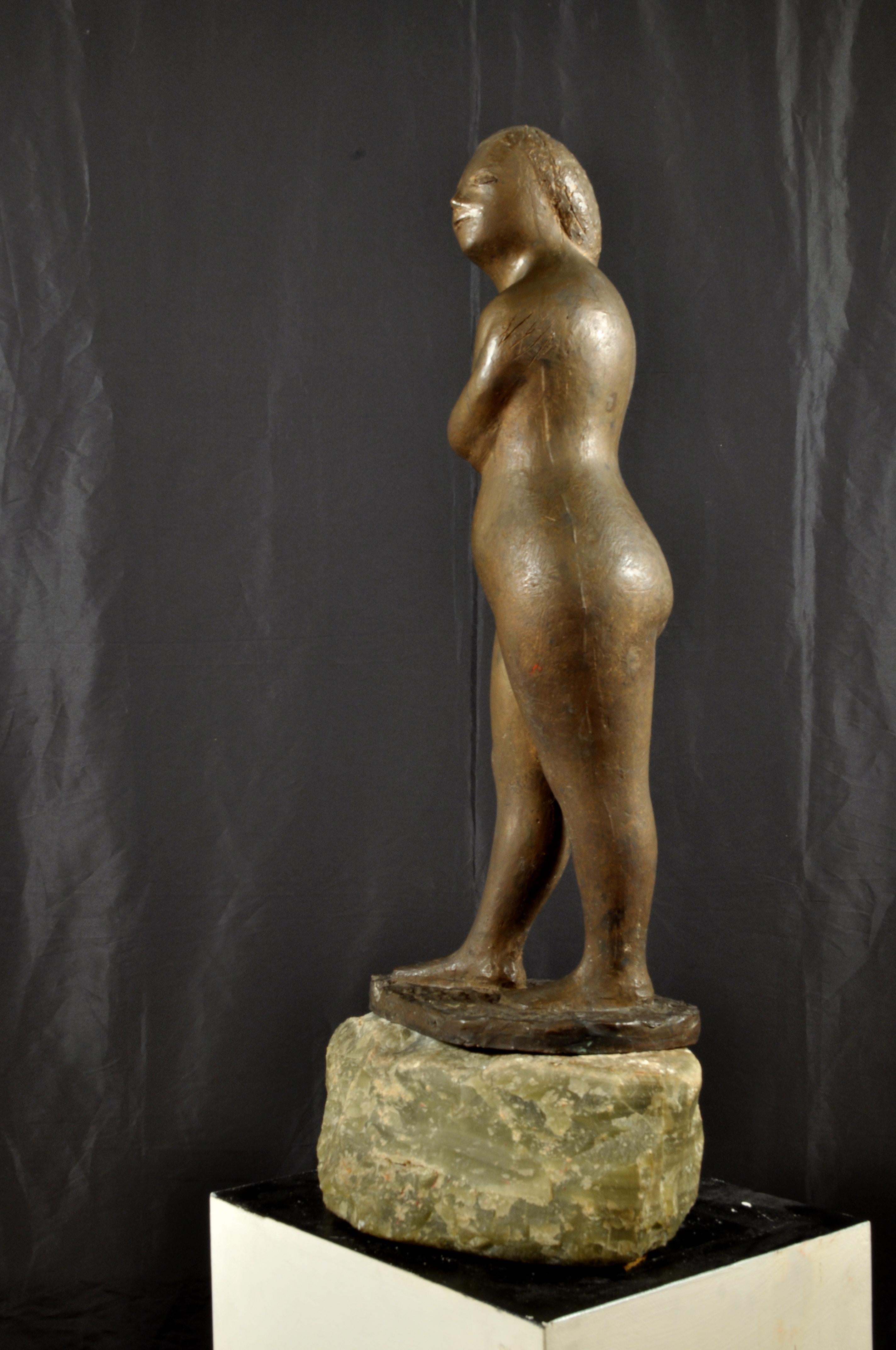 La birichina (La jeune fille espiègle), 1949 - Après-guerre Sculpture par Carmelo Cappello