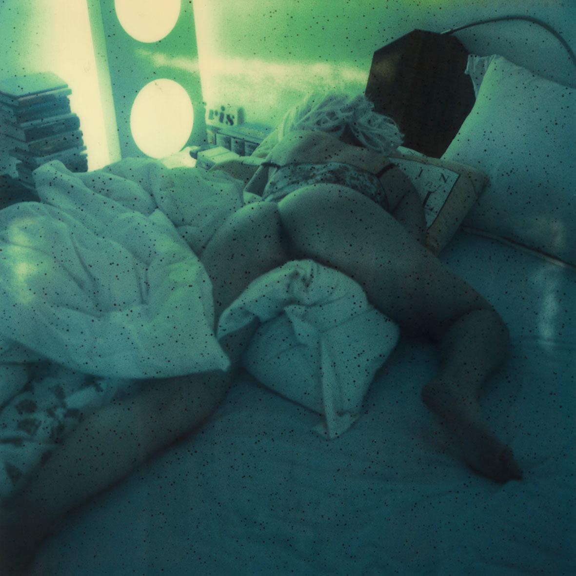 Carmen de Vos Color Photograph - A slow Wake-up - from the series mme.xposed 