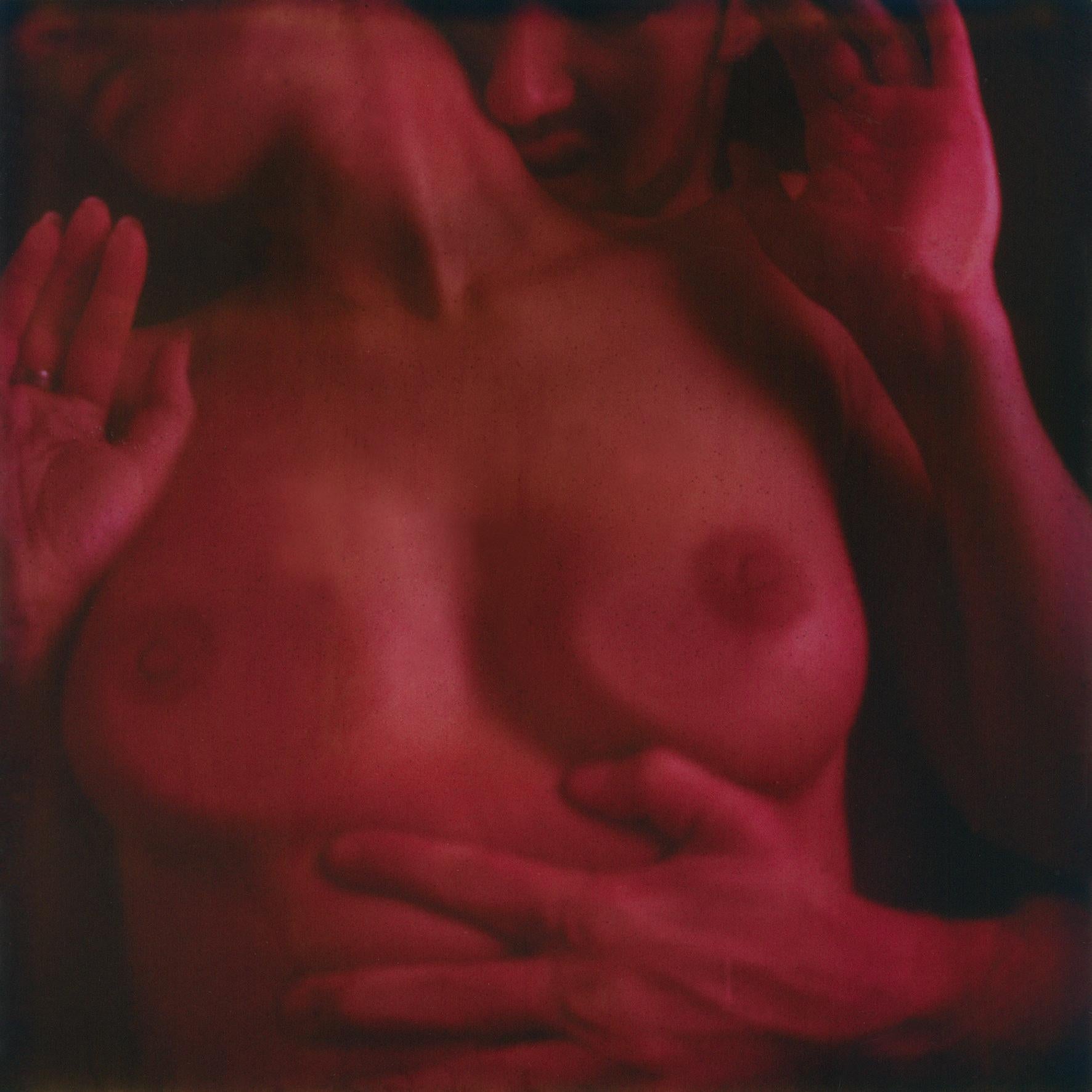 Carmen de Vos Nude Photograph - Case 47 #08, 2006 [From the series Le Fan d’O] - Polaroid, Nude, Women, Color