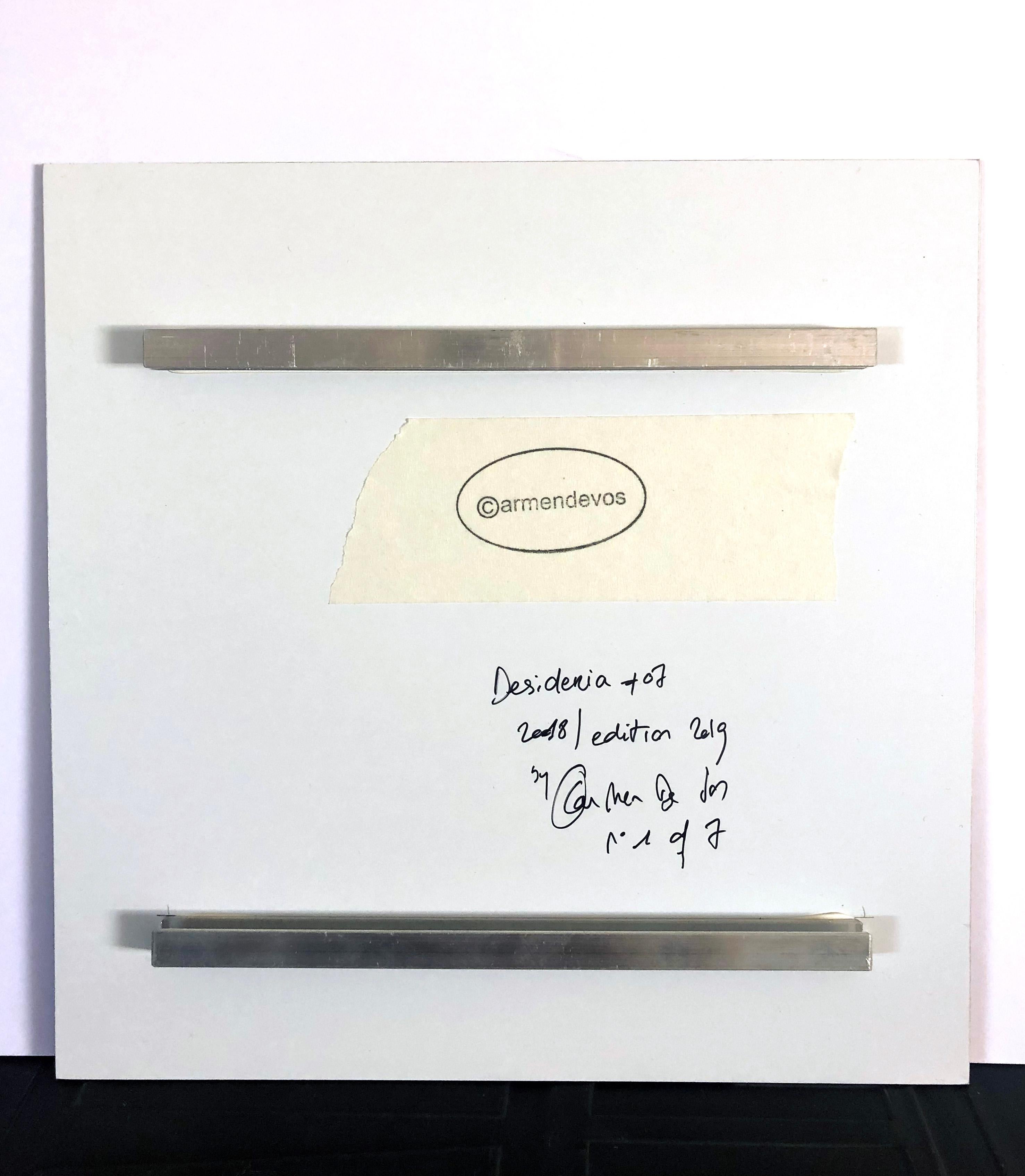 DESIDERIA #07 /2018 
[Aus den Sitzungen für das Charlie Magazine] 
Kunstdruck auf Basis eines abgelaufenen Polaroids
aufgezogen auf DILITE 2mm - 25x25cm - matt beschichtet 
Handsigniert, gestempelt & nummeriert vom Künstler 
Ausgabe 2019, Ausgabe