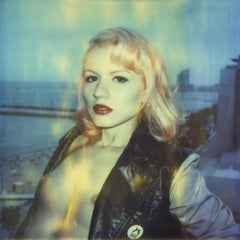 Miss Eris #28 - Contemporaneo, Polaroid, 21° secolo, Nudo, Donne, Colore