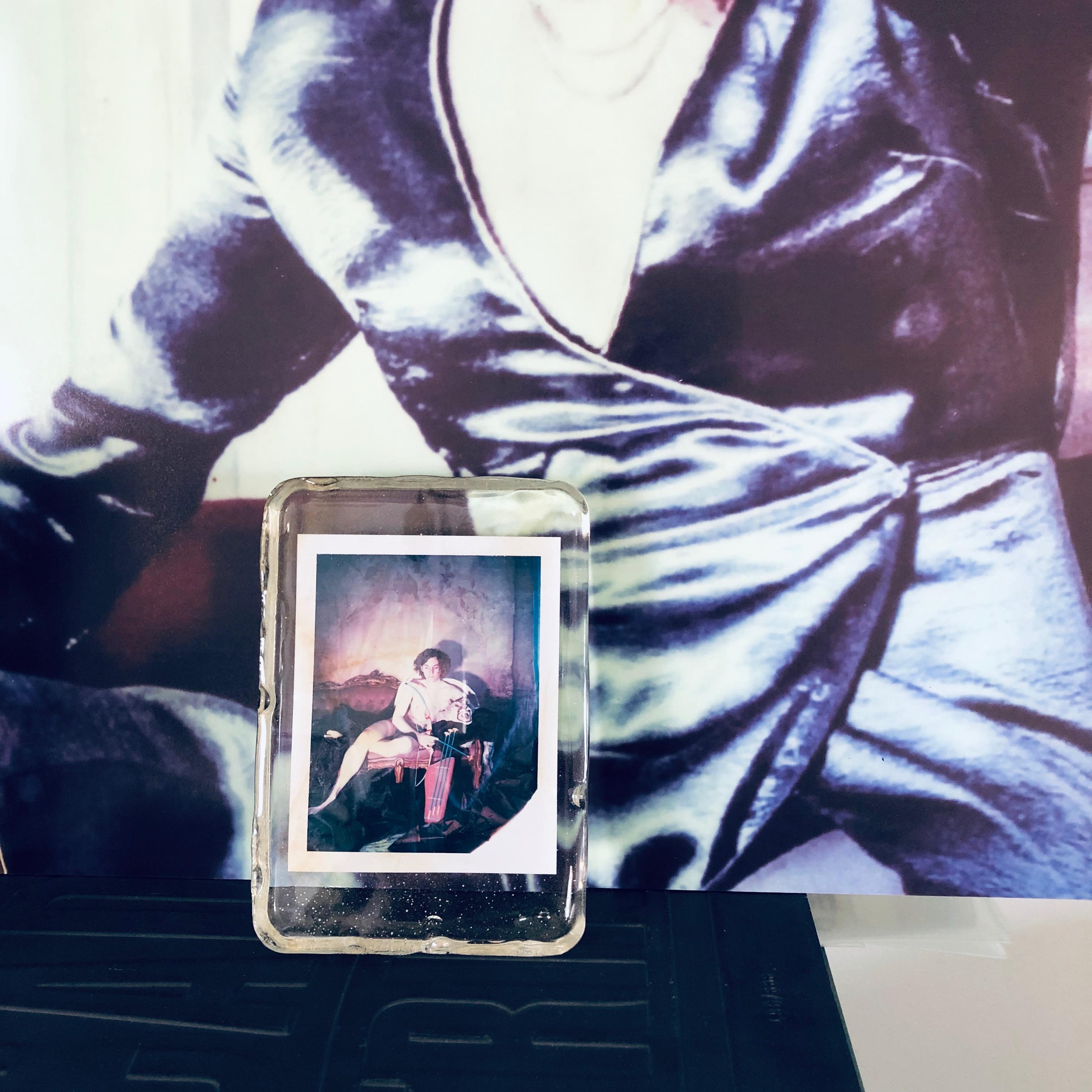 The Hunter #HS01, 2013 
Original Polaroid - PIÈCE UNIQUE, 15x10x2cm
Hand cast in resin by the artist 

Carmen de Vos' Polaroids in Resin will be exhibited at the 