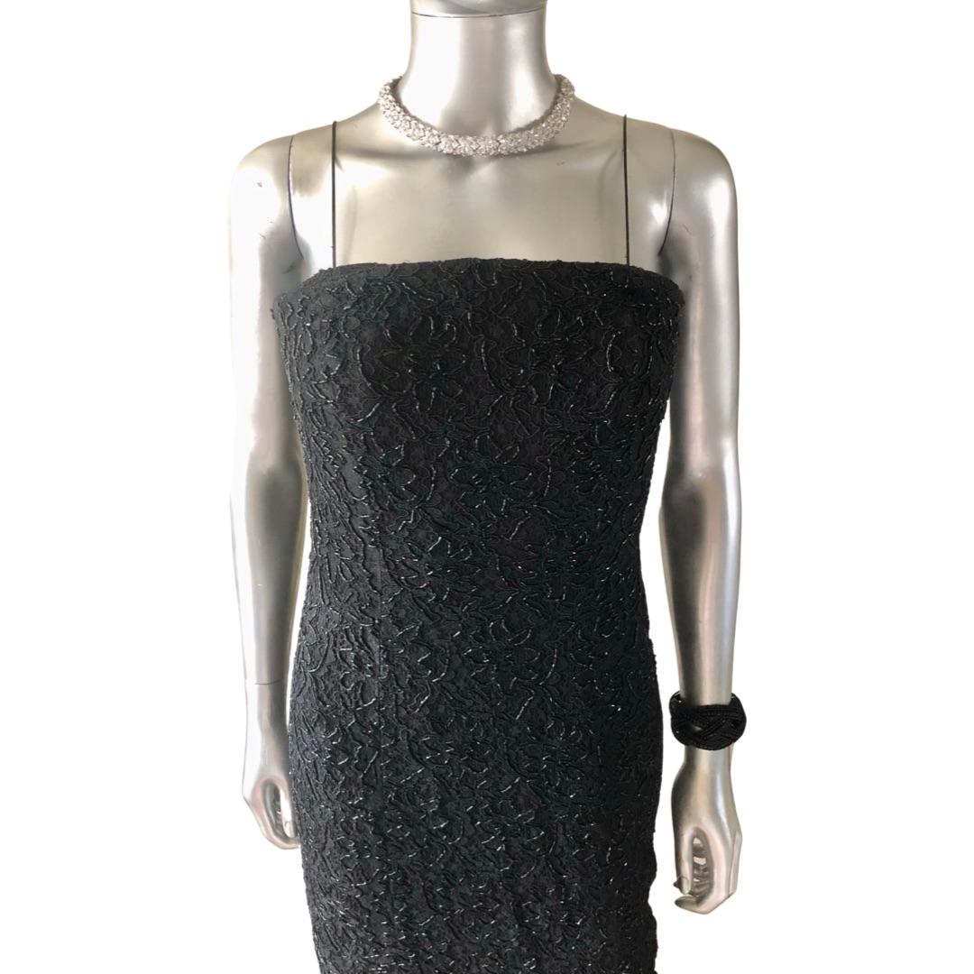 Carmen Marc Valvo Black Lace Hand Beaded Cocktail Dress w Front Slit Size 4 For Sale 5