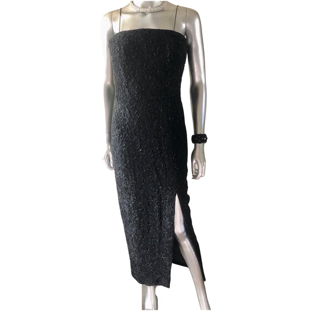 Carmen Marc Valvo Black Lace Hand Beaded Cocktail Dress w Front Slit Size 4 For Sale 6