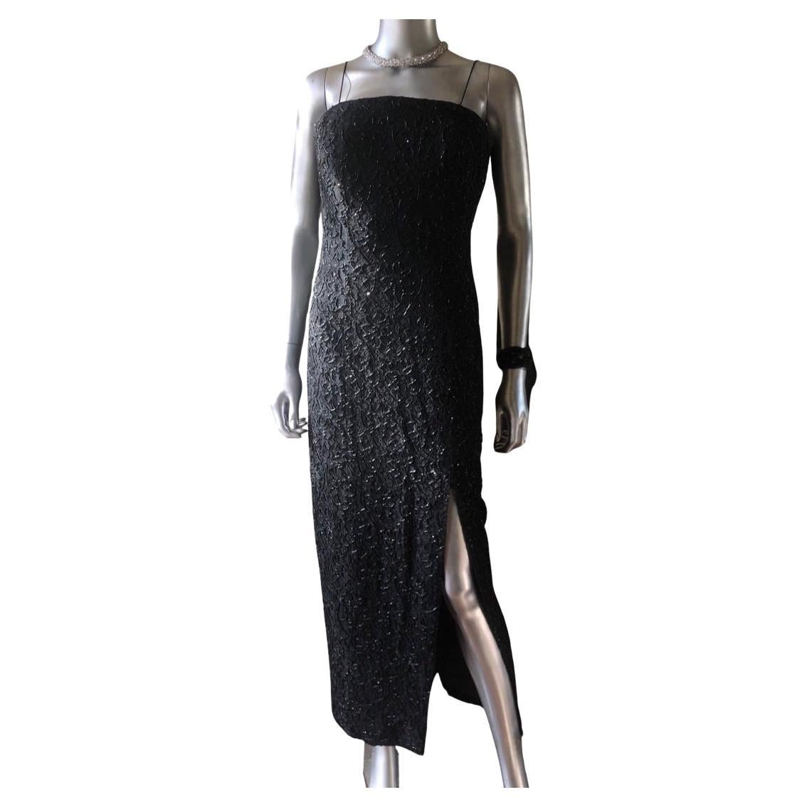 Carmen Marc Valvo Black Lace Hand Beaded Cocktail Dress w Front Slit Size 4 For Sale