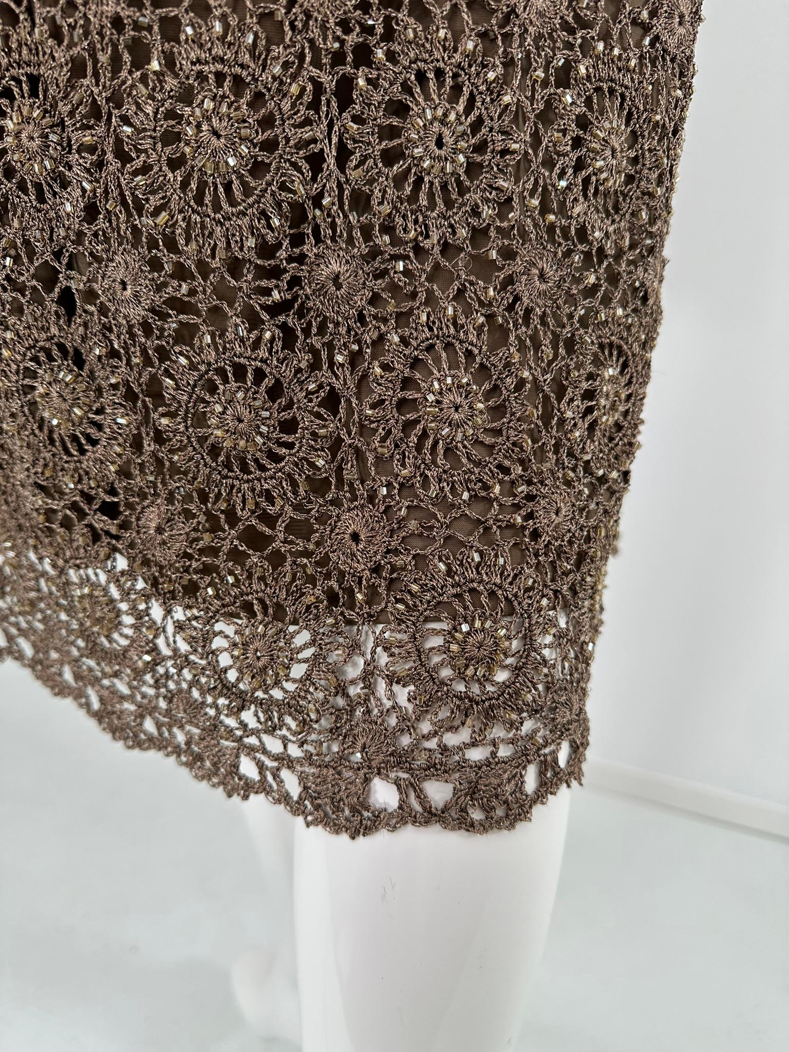 Carmen Marc Valvo Brown Open Work Rayon Crochet Glass Beaded Slip Dress Med. en vente 13