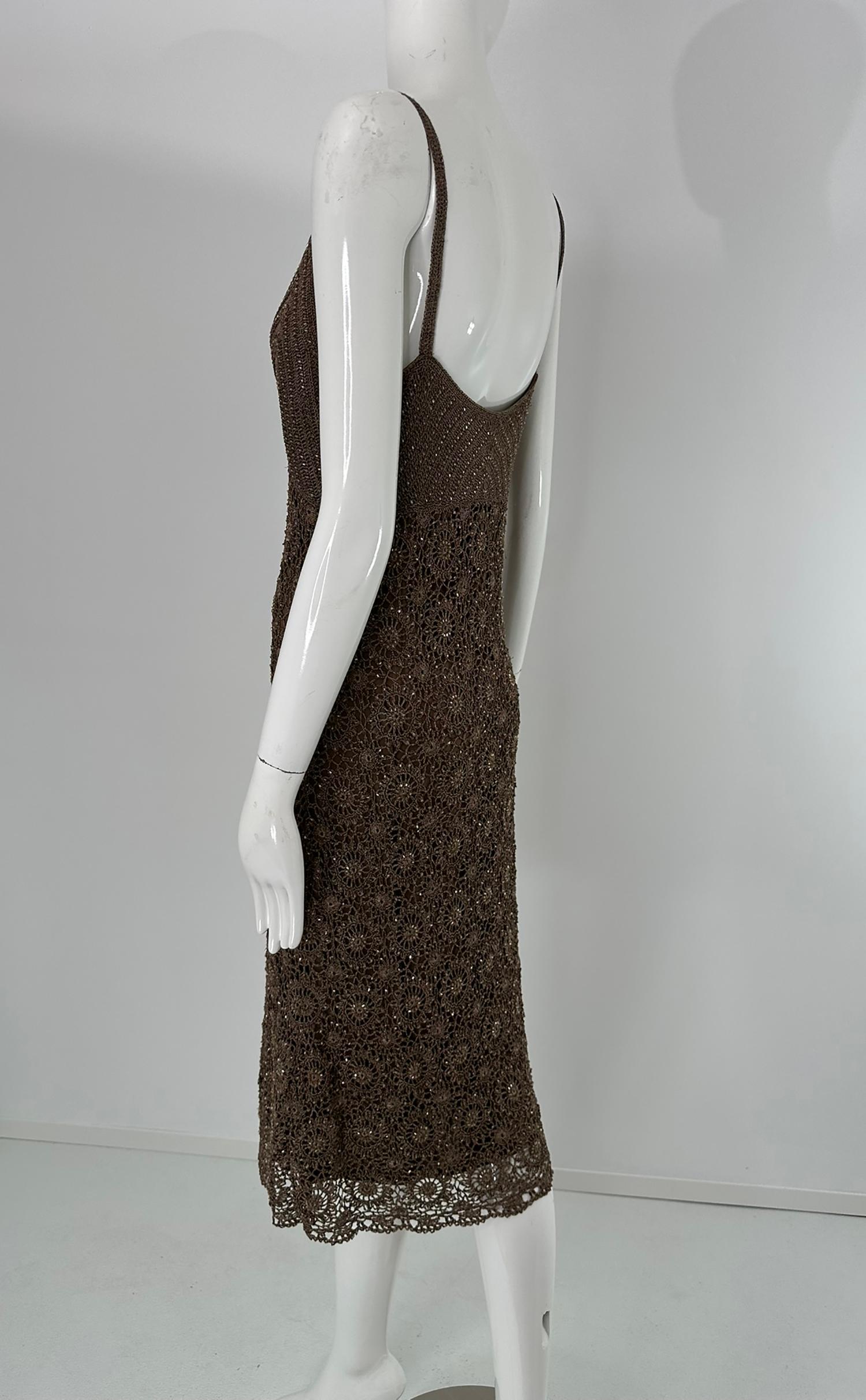Carmen Marc Valvo Brown Open Work Rayon Crochet Glass Beaded Slip Dress Med. Pour femmes en vente