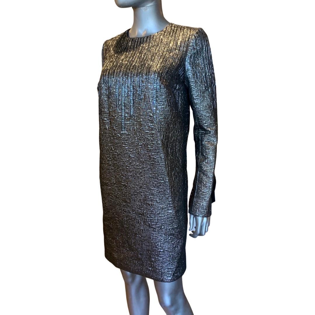 Women's Carmen Marc Valvo Chic Gunmetal Metallic Cocktail Dress Hand Beaded Trim Size 4 For Sale