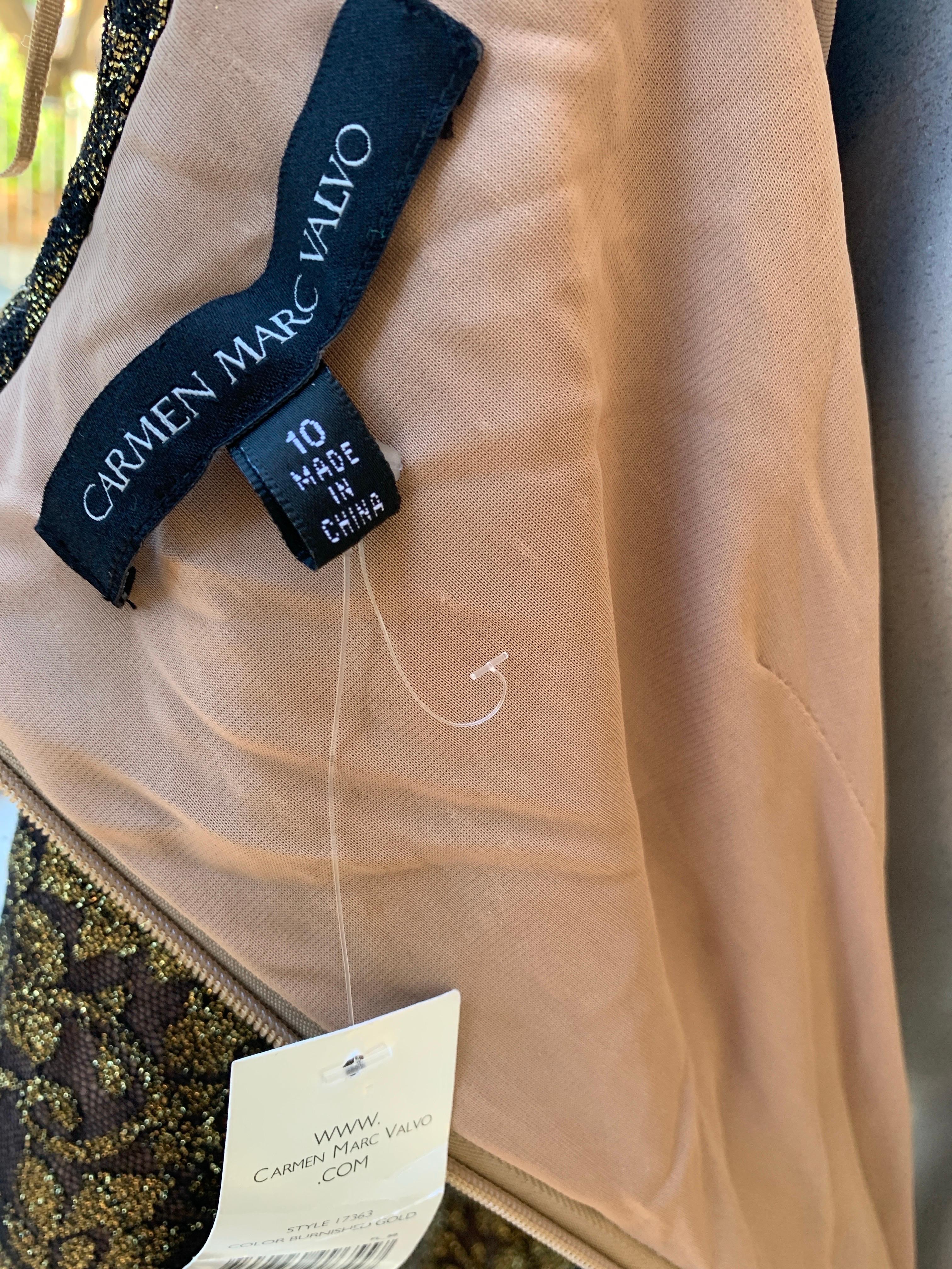 Carmen Marc Valvo Collectional Gold Metallic Lace over Nude Cocktail Dress Size 10 en vente 6