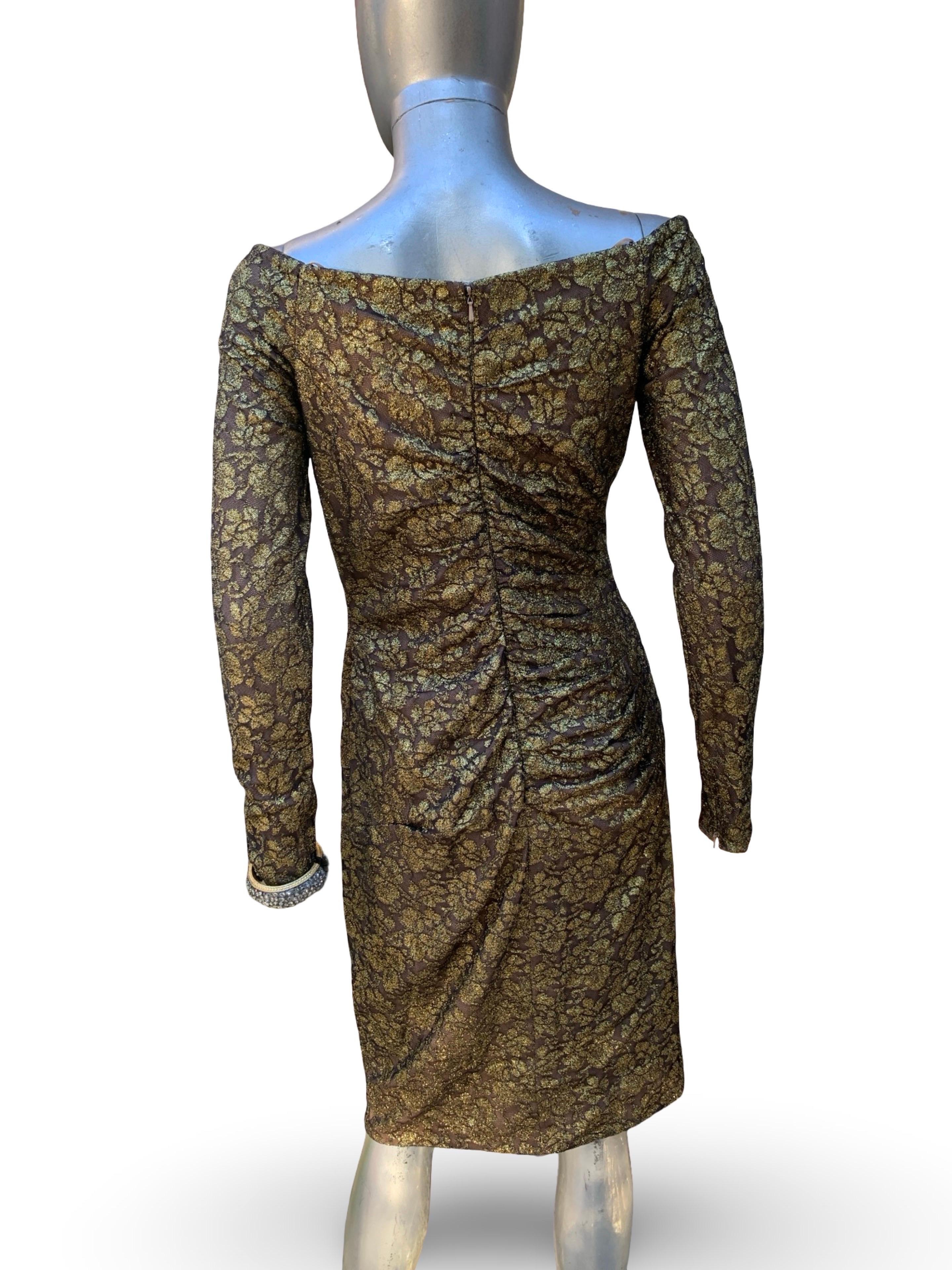 Carmen Marc Valvo Collectional Gold Metallic Lace over Nude Cocktail Dress Size 10 Pour femmes en vente