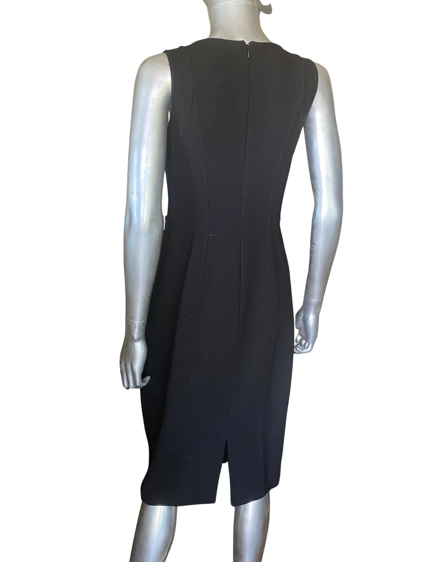 Carmen Marc Valvo Couture Black Sleeveless Chemise Beaded Work of Art Size 4 For Sale 11