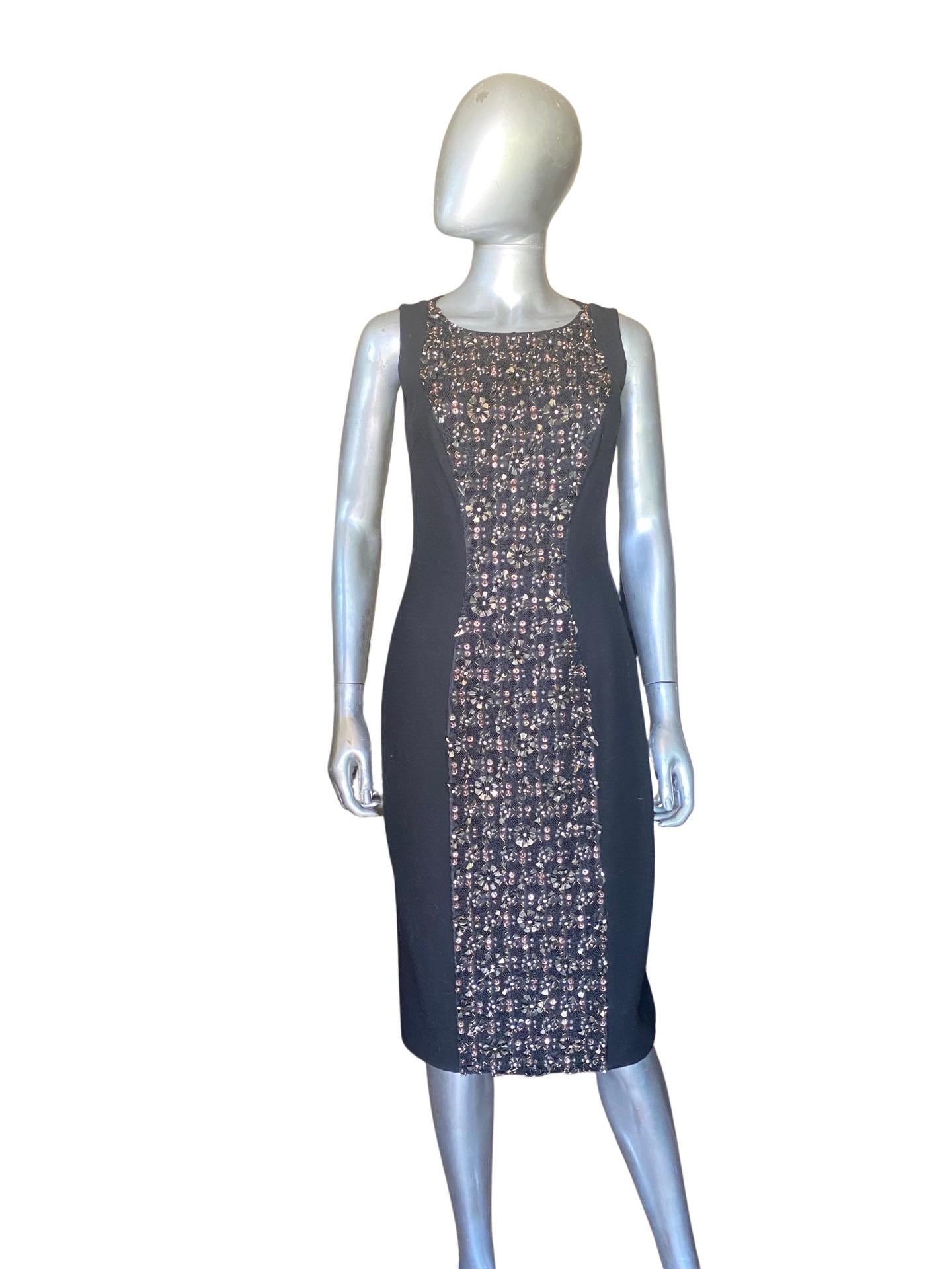 Carmen Marc Valvo Couture Black Sleeveless Chemise Beaded Work of Art Size 4 For Sale 14