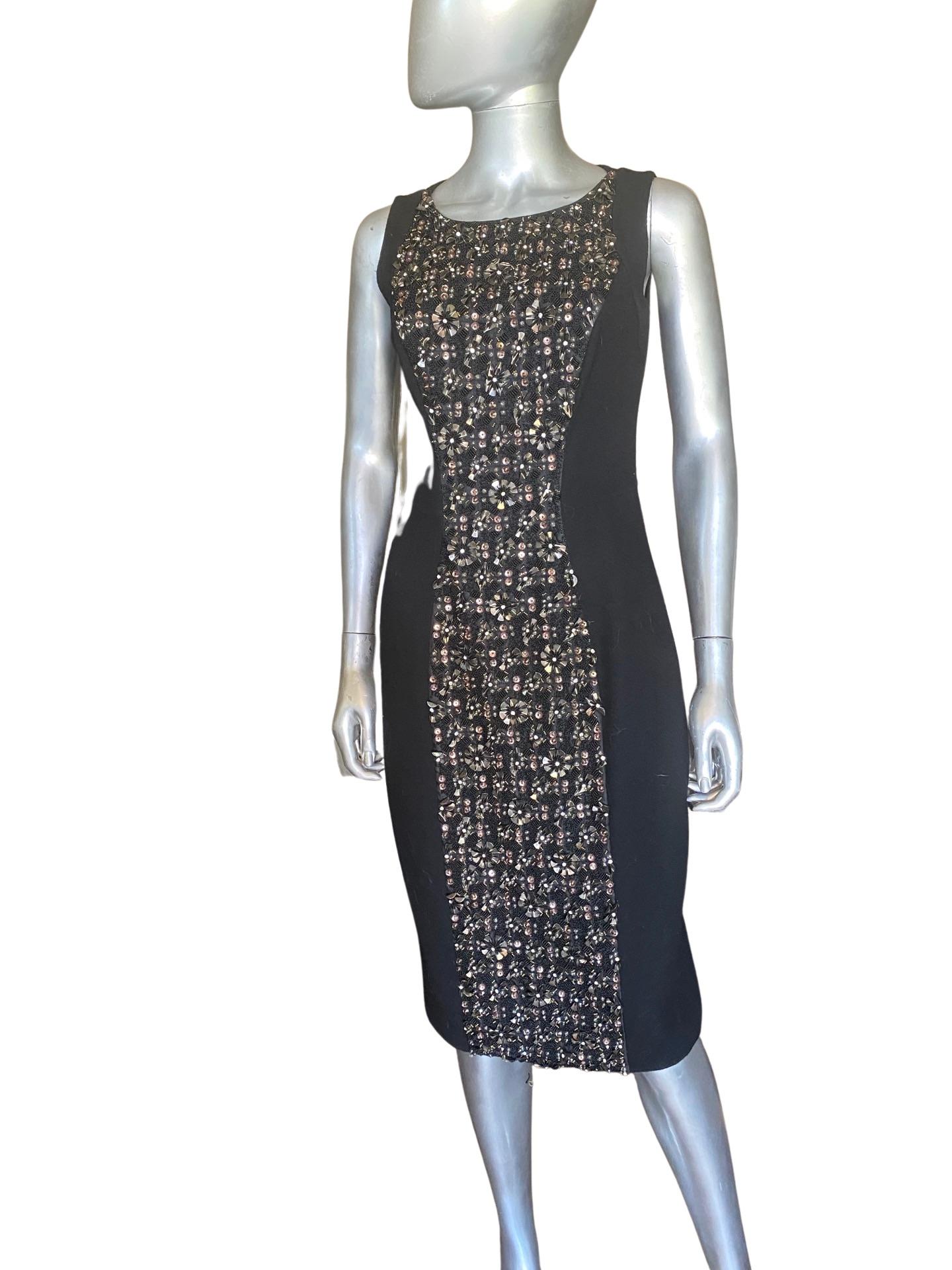 Carmen Marc Valvo Couture Black Sleeveless Chemise Beaded Work of Art Size 4 For Sale 3