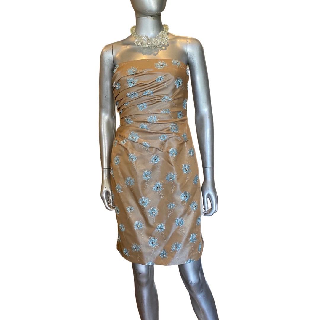 Carmen Marc Valvo Custom Draped Cocktail Dress w/ Hand Beaded Flowers Size 4P In Good Condition For Sale In Palm Springs, CA
