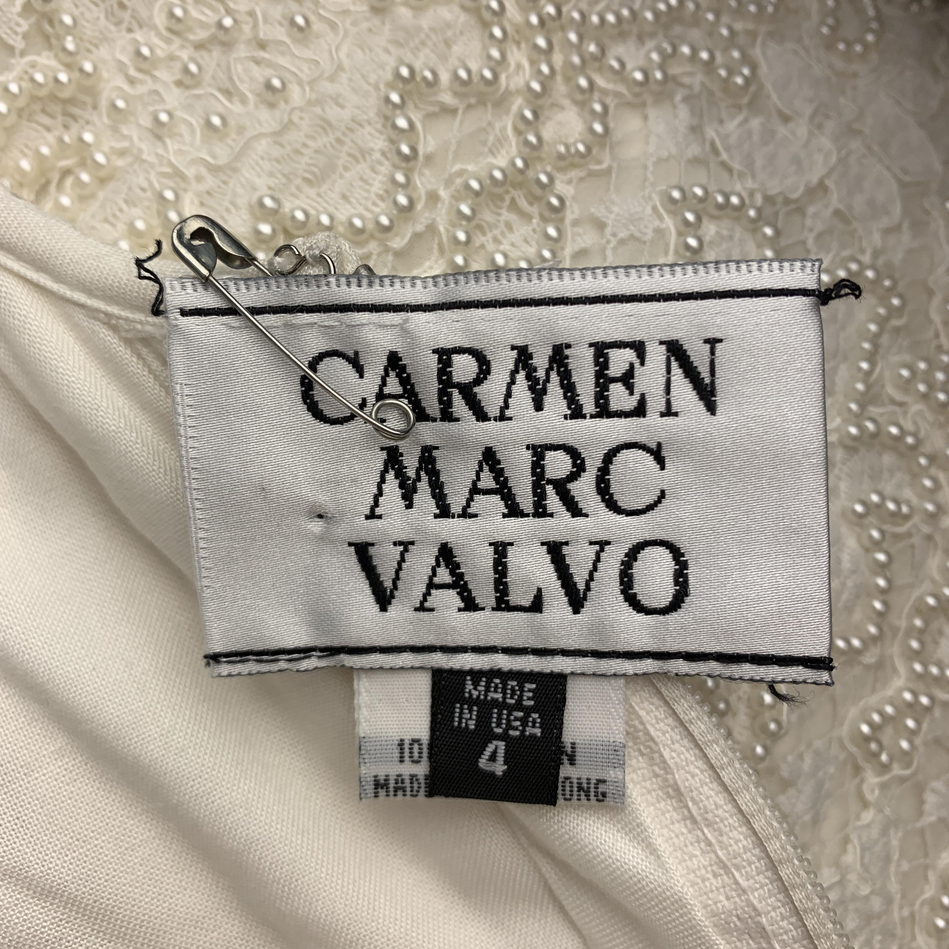Women's CARMEN MARC VALVO Size 4 Cream Beaded Lace Overlay Sleeveless Gown