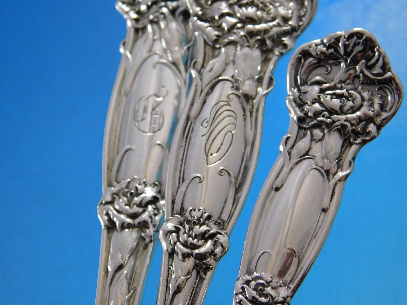 20th Century Carnation by Wallace Sterling Silver Flatware Service 8 Set Dinner 41 pcs For Sale