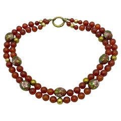 Halskette aus Karneol und Cloisonné mit zwei Strängen